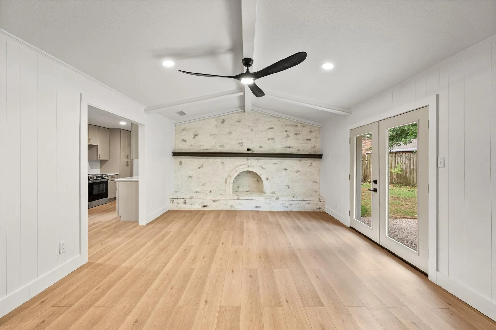 Single Family Residence For Sale in Navarro County , 2912 Purdue Drive, Corsicana, Texas 75110, 4 Bedroom, 3 Bathroom, Garage spaces, 1,818 Sqft, built in 1970, mls#21331272, Real Estate Agent in Corsicana, Homes For Sale in Navarro county, Homes For Sale in Corsicana, Realtor in Corsicana Texas, Real Estate Brokerage Independent Realty Texas, Luminita Cordes Realtor