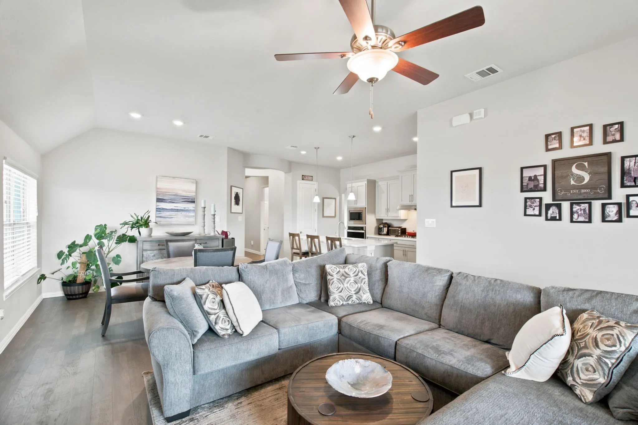 Single Family Residence For Sale in Denton County , 6608 Woodmere Court, Denton, Texas 76226, 4 Bedroom, 3 Bathroom, 2 Garage spaces, 2,224 Sqft, built in 2020, mls#21328846, Real Estate Agent in Denton, Homes For Sale in Denton county, Homes For Sale in Denton, Realtor in Denton Texas, Real Estate Brokerage Independent Realty Texas, Luminita Cordes Realtor