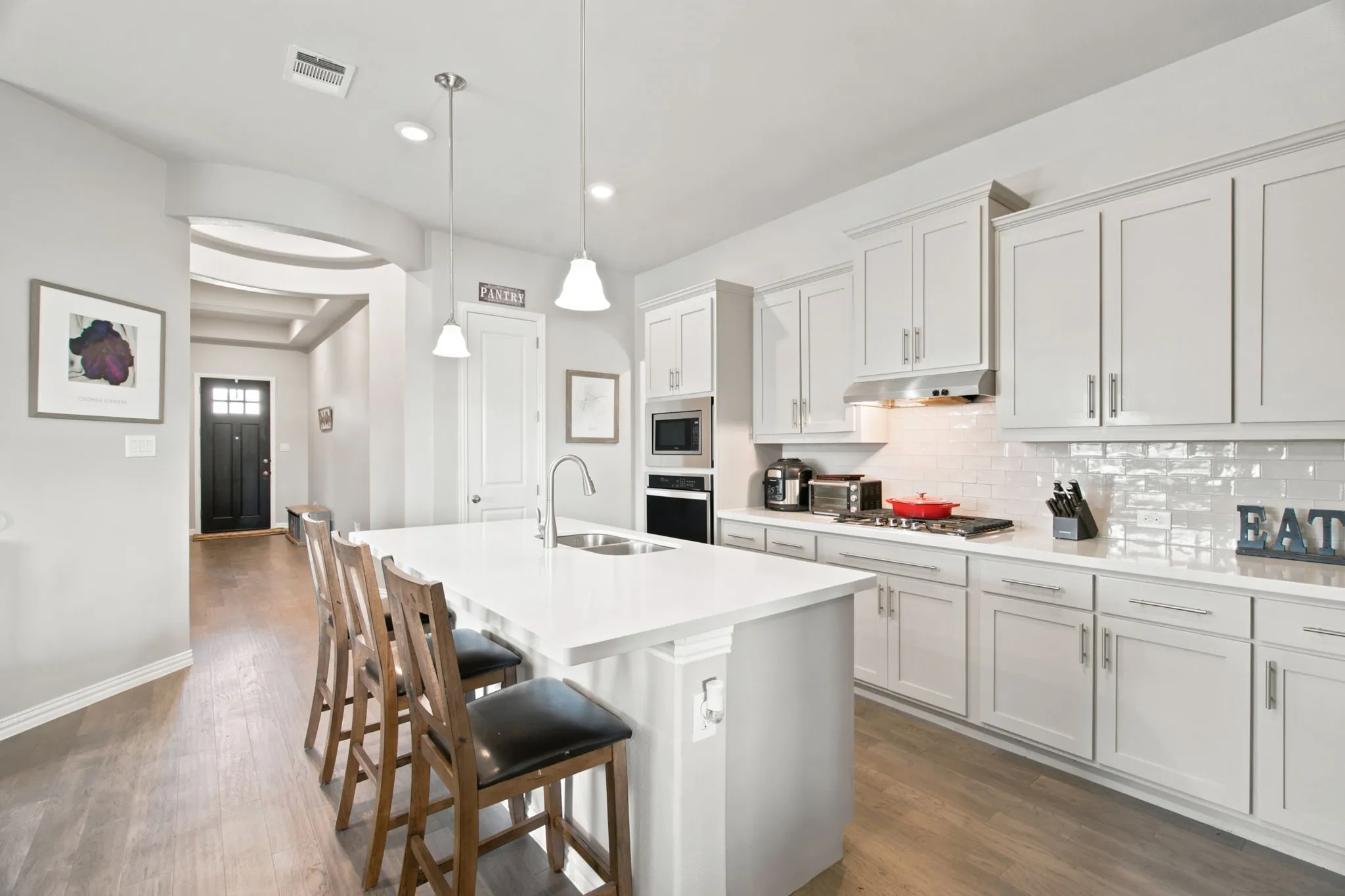 Single Family Residence For Sale in Denton County , 6608 Woodmere Court, Denton, Texas 76226, 4 Bedroom, 3 Bathroom, 2 Garage spaces, 2,224 Sqft, built in 2020, mls#21328846, Real Estate Agent in Denton, Homes For Sale in Denton county, Homes For Sale in Denton, Realtor in Denton Texas, Real Estate Brokerage Independent Realty Texas, Luminita Cordes Realtor