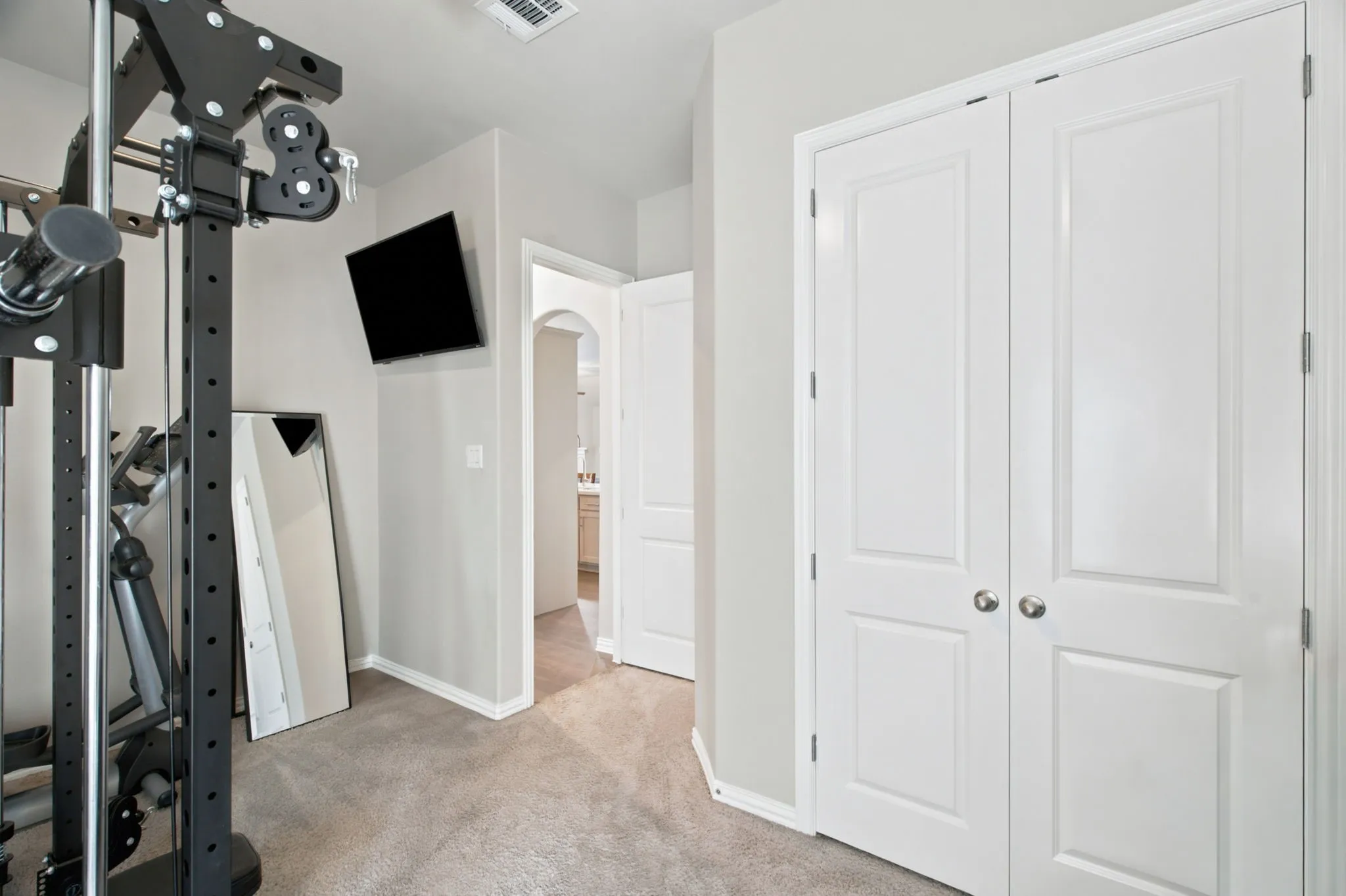 Single Family Residence For Sale in Denton County , 6608 Woodmere Court, Denton, Texas 76226, 4 Bedroom, 3 Bathroom, 2 Garage spaces, 2,224 Sqft, built in 2020, mls#21328846, Real Estate Agent in Denton, Homes For Sale in Denton county, Homes For Sale in Denton, Realtor in Denton Texas, Real Estate Brokerage Independent Realty Texas, Luminita Cordes Realtor