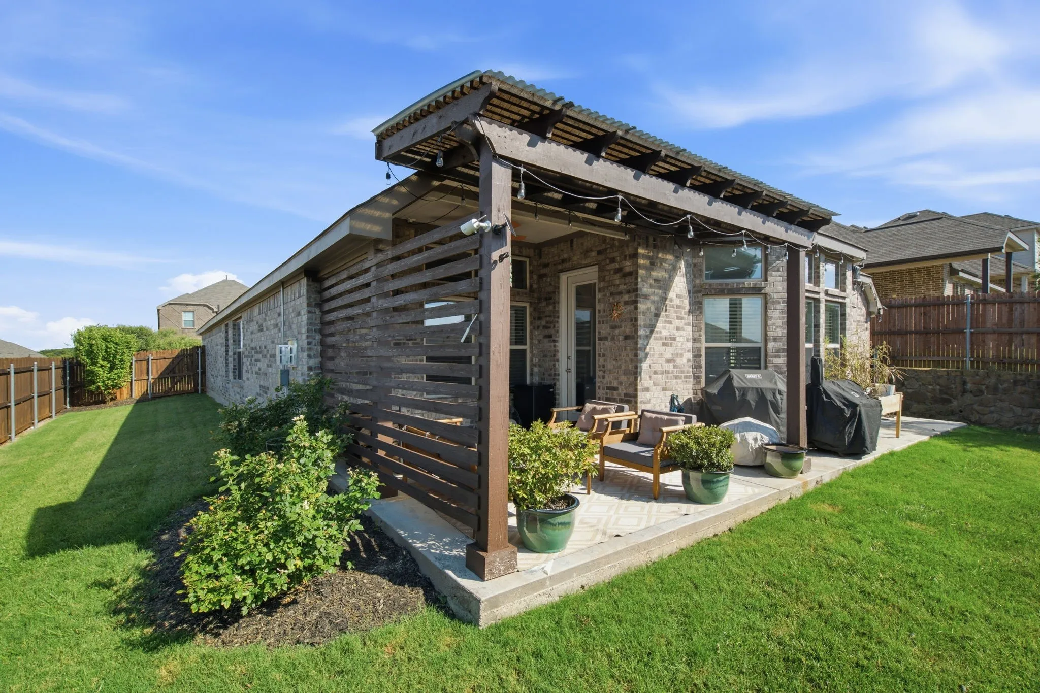 Single Family Residence For Sale in Denton County , 6608 Woodmere Court, Denton, Texas 76226, 4 Bedroom, 3 Bathroom, 2 Garage spaces, 2,224 Sqft, built in 2020, mls#21328846, Real Estate Agent in Denton, Homes For Sale in Denton county, Homes For Sale in Denton, Realtor in Denton Texas, Real Estate Brokerage Independent Realty Texas, Luminita Cordes Realtor