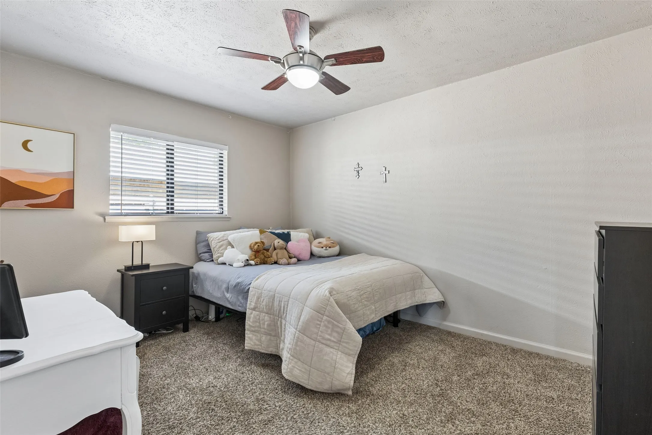 Single Family Residence For Sale in Denton County , 5069 Aztec Drive, The Colony, Texas 75056, 3 Bedroom, 2 Bathroom, 2 Garage spaces, 1,699 Sqft, built in 1974, mls#21314039, Real Estate Agent in The Colony, Homes For Sale in Denton county, Homes For Sale in The Colony, Realtor in The Colony Texas, Real Estate Brokerage Independent Realty Texas, Luminita Cordes Realtor
