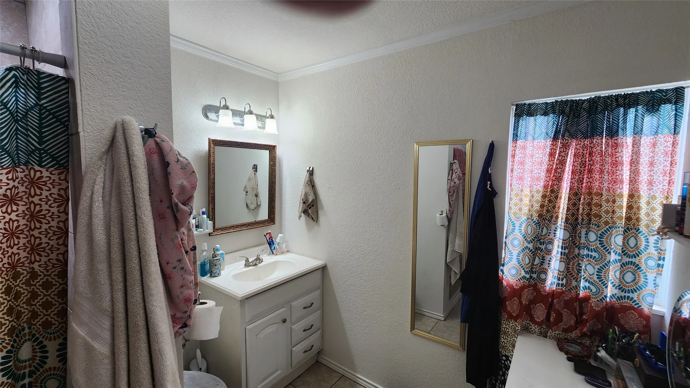 Single Family Residence For Sale in Eastland County , 903 W Plummer Street, Eastland, Texas 76448, 4 Bedroom, 2 Bathroom, Garage spaces, 1,512 Sqft, built in 1940, mls#21331711, Real Estate Agent in Eastland, Homes For Sale in Eastland county, Homes For Sale in Eastland, Realtor in Eastland Texas, Real Estate Brokerage Independent Realty Texas, Luminita Cordes Realtor