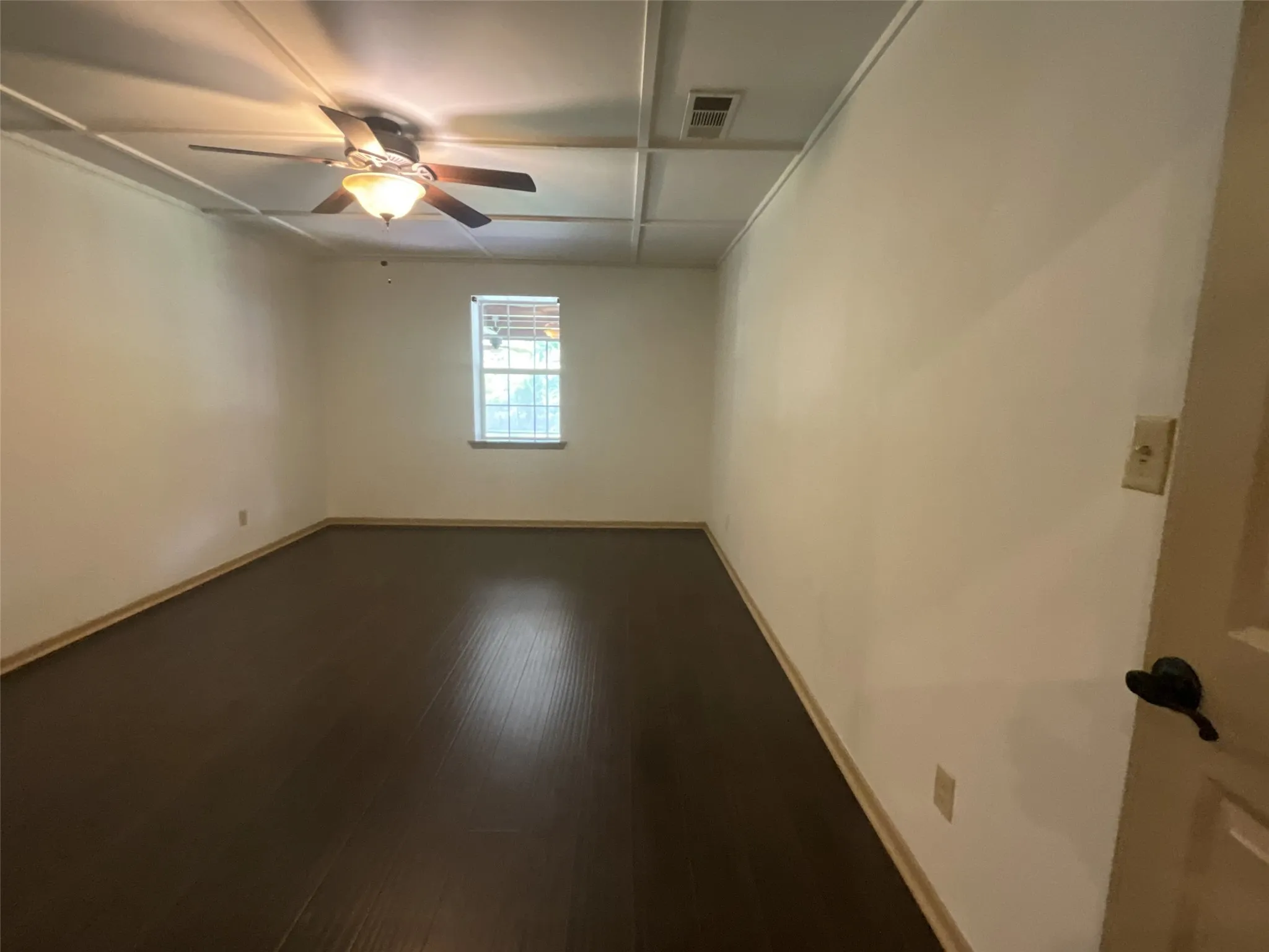 Single Family Residence For Rent in Van Zandt County , 530 Hilliard Drive, Canton, Texas 75103, 4 Bedroom, 3 Bathroom, 2 Garage spaces, 2,713 Sqft, built in 1979, mls#21329889, Real Estate Agent in Canton, Homes For Rent in Van Zandt county, Homes For Rent in Canton, Realtor in Canton Texas, Real Estate Brokerage Independent Realty Texas, Luminita Cordes Realtor