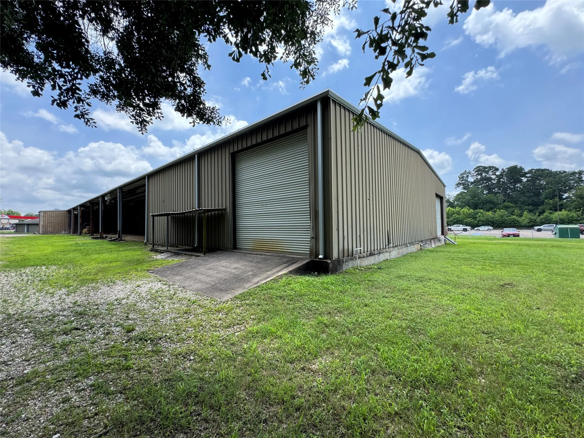 Industrial For Sale in Angelina County , 1208 S Chestnut Street, Lufkin, Texas 75901, 0, 0, Garage spaces, 0 Sqft, built in 1976, mls#21331721, Real Estate Agent in Lufkin, Homes For Sale in Angelina county, Homes For Sale in Lufkin, Realtor in Lufkin Texas, Real Estate Brokerage Independent Realty Texas, Luminita Cordes Realtor