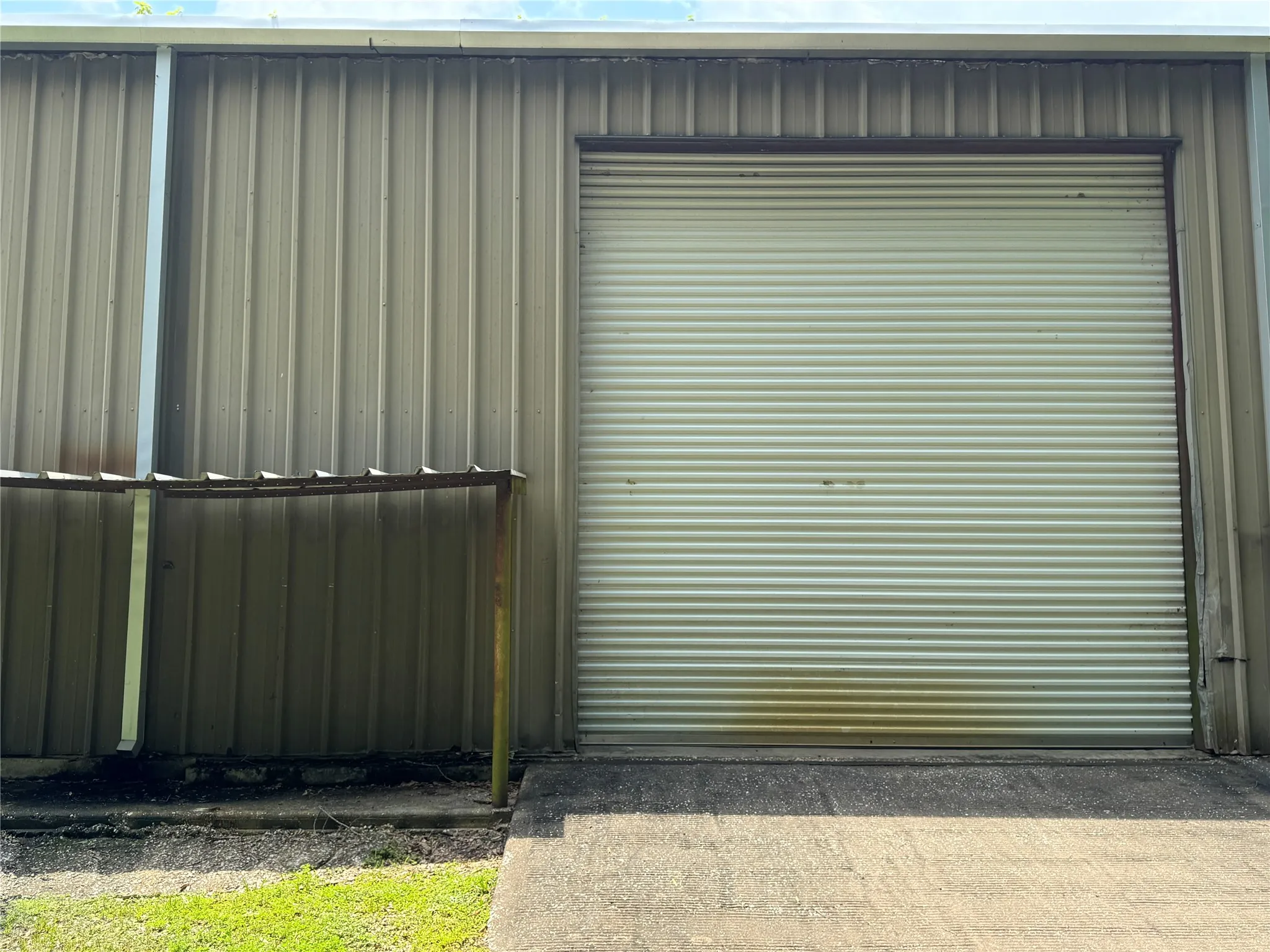 Industrial For Sale in Angelina County , 1208 S Chestnut Street, Lufkin, Texas 75901, 0, 0, Garage spaces, 0 Sqft, built in 1976, mls#21331721, Real Estate Agent in Lufkin, Homes For Sale in Angelina county, Homes For Sale in Lufkin, Realtor in Lufkin Texas, Real Estate Brokerage Independent Realty Texas, Luminita Cordes Realtor