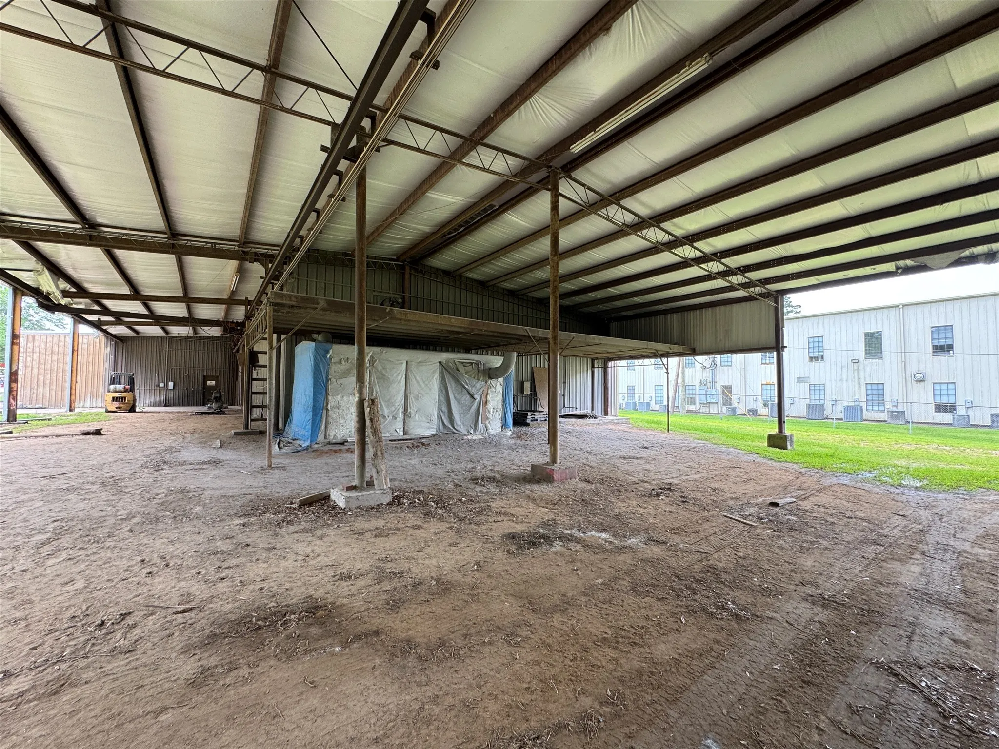 Industrial For Sale in Angelina County , 1208 S Chestnut Street, Lufkin, Texas 75901, 0, 0, Garage spaces, 0 Sqft, built in 1976, mls#21331721, Real Estate Agent in Lufkin, Homes For Sale in Angelina county, Homes For Sale in Lufkin, Realtor in Lufkin Texas, Real Estate Brokerage Independent Realty Texas, Luminita Cordes Realtor