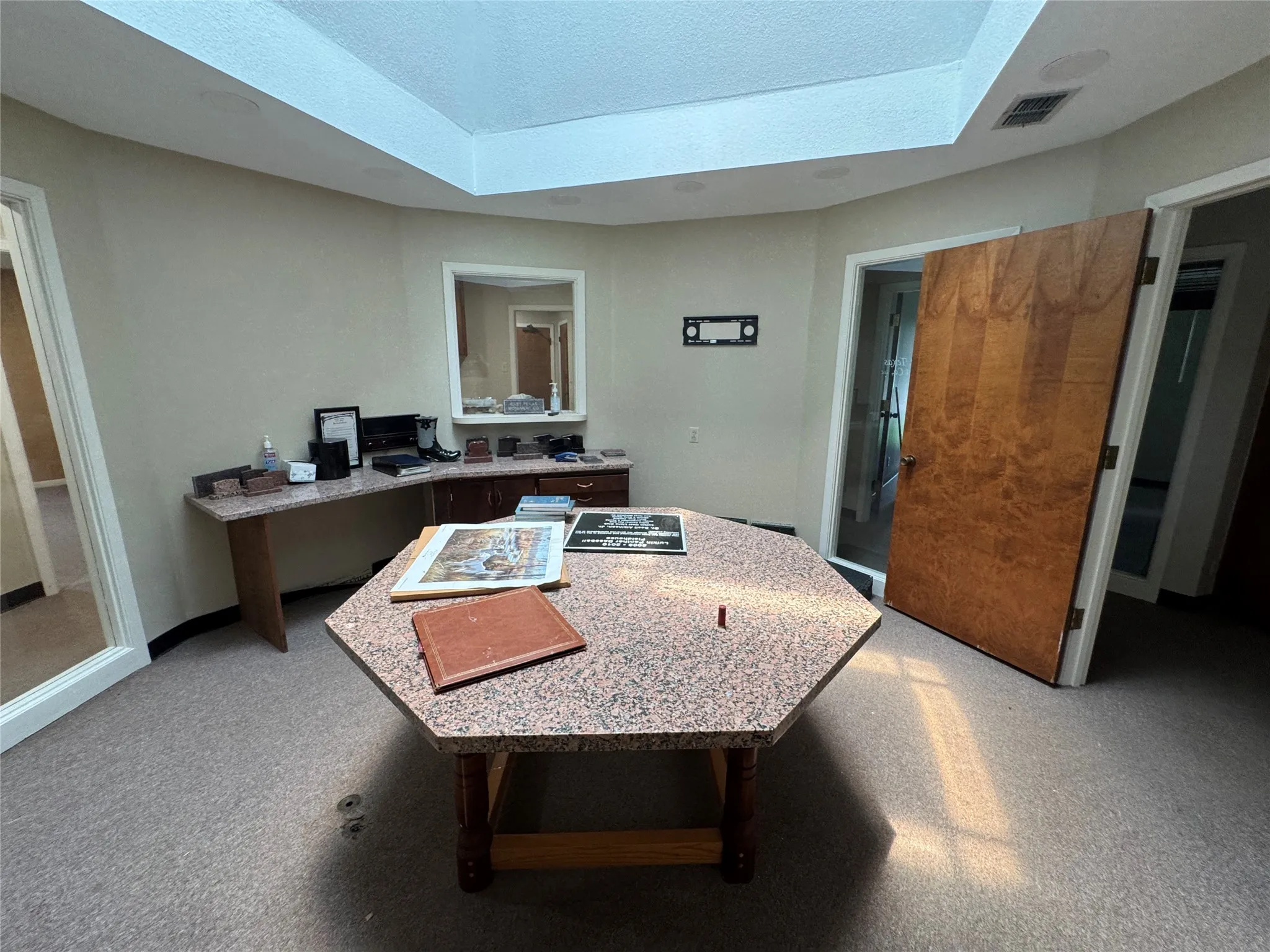 Industrial For Sale in Angelina County , 1208 S Chestnut Street, Lufkin, Texas 75901, 0, 0, Garage spaces, 0 Sqft, built in 1976, mls#21331721, Real Estate Agent in Lufkin, Homes For Sale in Angelina county, Homes For Sale in Lufkin, Realtor in Lufkin Texas, Real Estate Brokerage Independent Realty Texas, Luminita Cordes Realtor