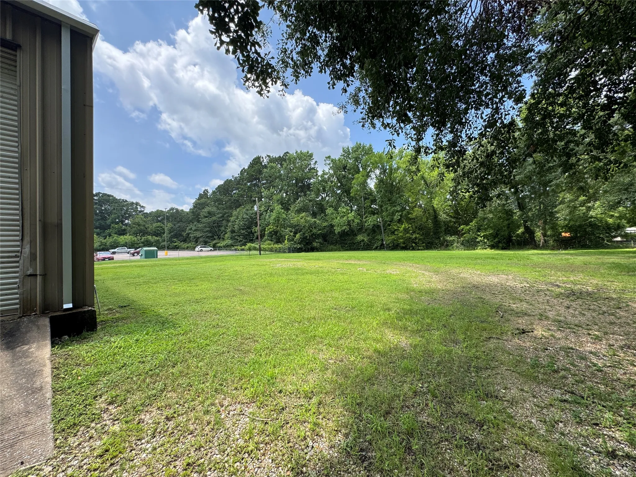 Industrial For Sale in Angelina County , 1208 S Chestnut Street, Lufkin, Texas 75901, 0, 0, Garage spaces, 0 Sqft, built in 1976, mls#21331721, Real Estate Agent in Lufkin, Homes For Sale in Angelina county, Homes For Sale in Lufkin, Realtor in Lufkin Texas, Real Estate Brokerage Independent Realty Texas, Luminita Cordes Realtor