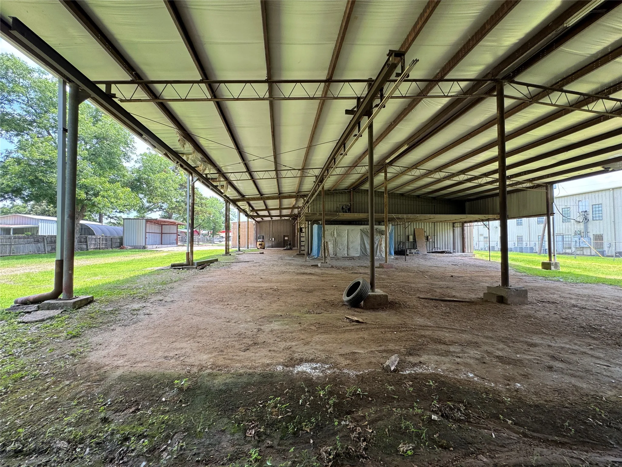 Industrial For Sale in Angelina County , 1208 S Chestnut Street, Lufkin, Texas 75901, 0, 0, Garage spaces, 0 Sqft, built in 1976, mls#21331721, Real Estate Agent in Lufkin, Homes For Sale in Angelina county, Homes For Sale in Lufkin, Realtor in Lufkin Texas, Real Estate Brokerage Independent Realty Texas, Luminita Cordes Realtor