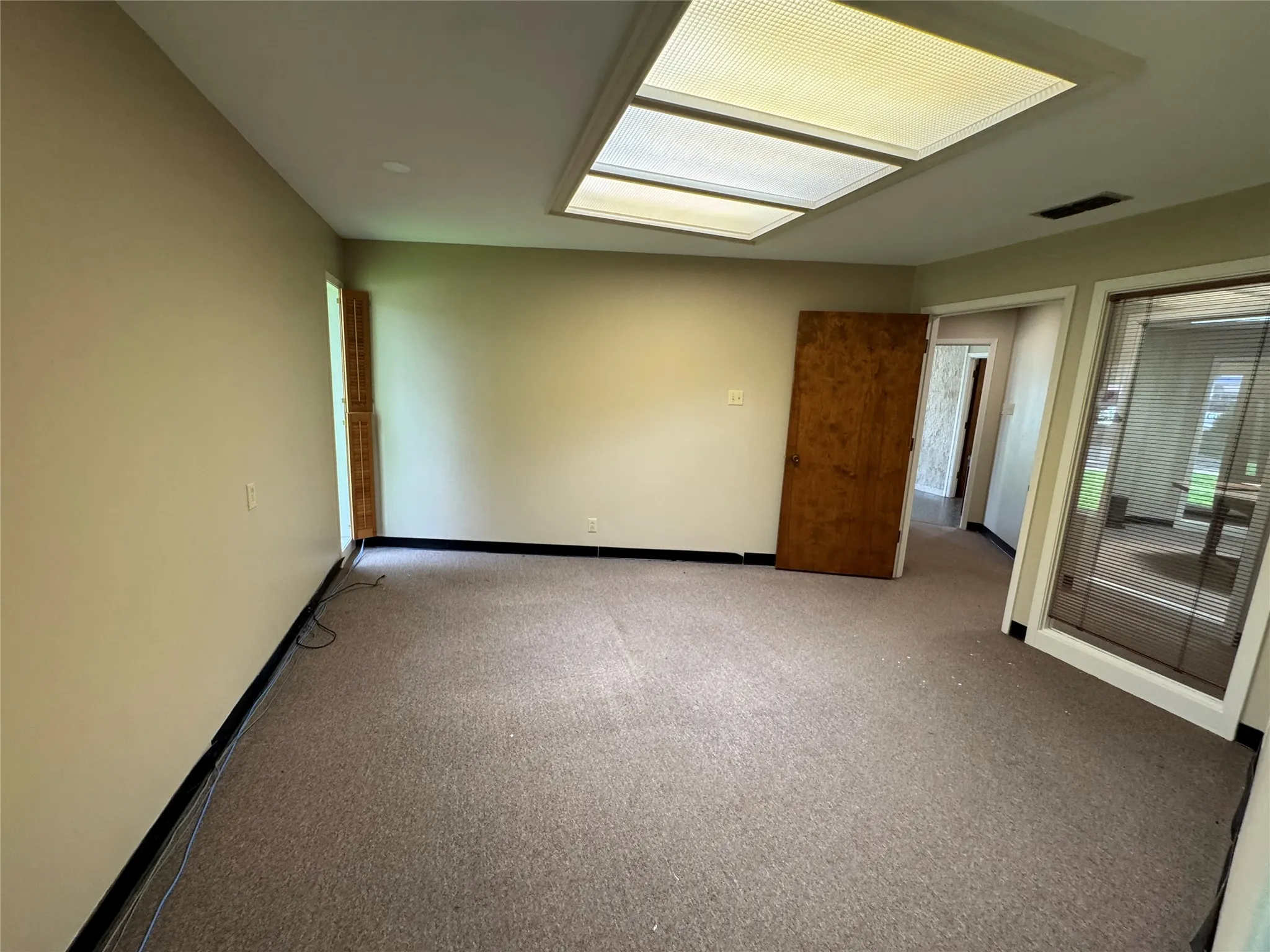 Industrial For Sale in Angelina County , 1208 S Chestnut Street, Lufkin, Texas 75901, 0, 0, Garage spaces, 0 Sqft, built in 1976, mls#21331721, Real Estate Agent in Lufkin, Homes For Sale in Angelina county, Homes For Sale in Lufkin, Realtor in Lufkin Texas, Real Estate Brokerage Independent Realty Texas, Luminita Cordes Realtor