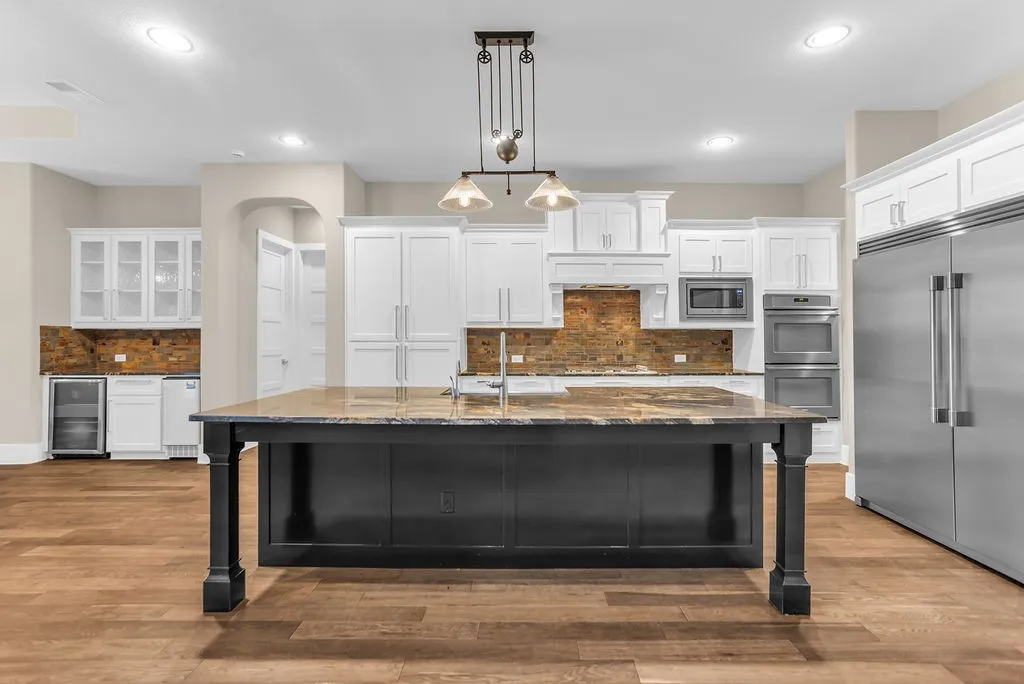 Single Family Residence For Sale in Collin County , 13134 Mardi Gras Lane, Frisco, Texas 75035, 6 Bedroom, 4 Bathroom, 3 Garage spaces, 4,126 Sqft, built in 2014, mls#21297817, Real Estate Agent in Frisco, Homes For Sale in Collin county, Homes For Sale in Frisco, Realtor in Frisco Texas, Real Estate Brokerage Independent Realty Texas, Luminita Cordes Realtor