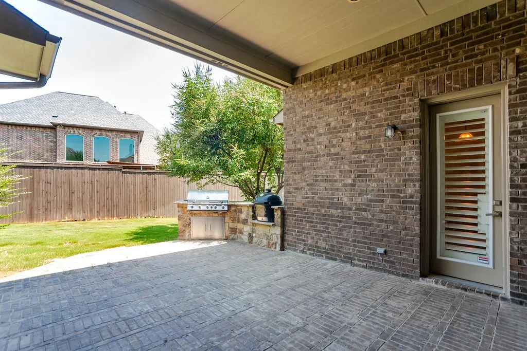 Single Family Residence For Sale in Collin County , 13134 Mardi Gras Lane, Frisco, Texas 75035, 6 Bedroom, 4 Bathroom, 3 Garage spaces, 4,126 Sqft, built in 2014, mls#21297817, Real Estate Agent in Frisco, Homes For Sale in Collin county, Homes For Sale in Frisco, Realtor in Frisco Texas, Real Estate Brokerage Independent Realty Texas, Luminita Cordes Realtor