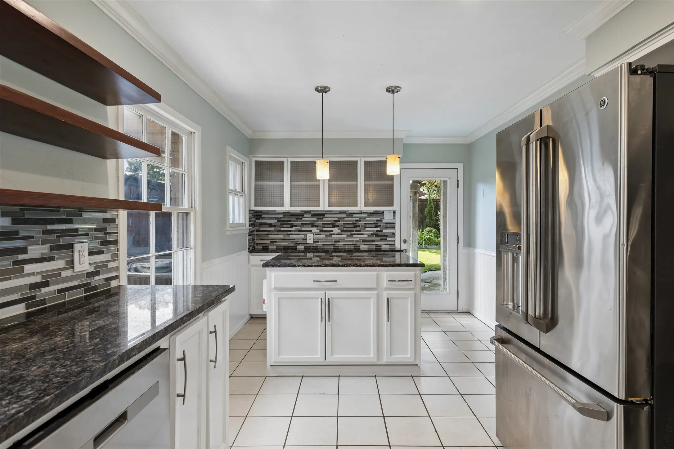 Single Family Residence For Sale in Dallas County , 703 S Weatherred Drive, Richardson, Texas 75080, 3 Bedroom, 2 Bathroom, 2 Garage spaces, 2,030 Sqft, built in 1957, mls#21322299, Real Estate Agent in Richardson, Homes For Sale in Dallas county, Homes For Sale in Richardson, Realtor in Richardson Texas, Real Estate Brokerage Independent Realty Texas, Luminita Cordes Realtor