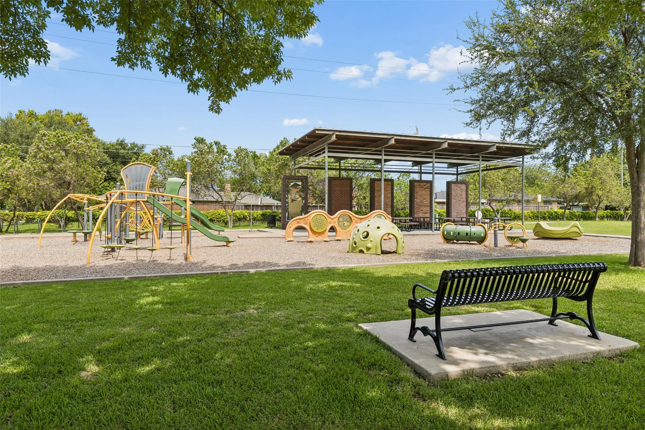 Single Family Residence For Sale in Dallas County , 703 S Weatherred Drive, Richardson, Texas 75080, 3 Bedroom, 2 Bathroom, 2 Garage spaces, 2,030 Sqft, built in 1957, mls#21322299, Real Estate Agent in Richardson, Homes For Sale in Dallas county, Homes For Sale in Richardson, Realtor in Richardson Texas, Real Estate Brokerage Independent Realty Texas, Luminita Cordes Realtor
