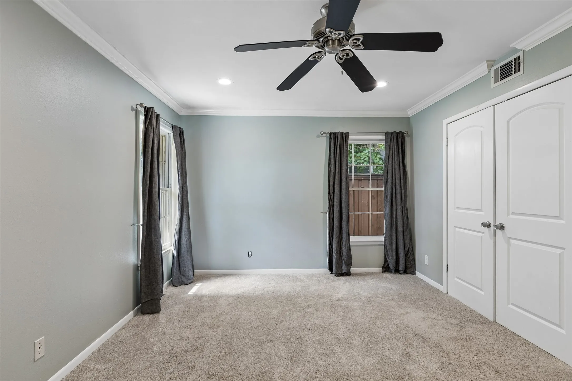 Single Family Residence For Sale in Dallas County , 703 S Weatherred Drive, Richardson, Texas 75080, 3 Bedroom, 2 Bathroom, 2 Garage spaces, 2,030 Sqft, built in 1957, mls#21322299, Real Estate Agent in Richardson, Homes For Sale in Dallas county, Homes For Sale in Richardson, Realtor in Richardson Texas, Real Estate Brokerage Independent Realty Texas, Luminita Cordes Realtor