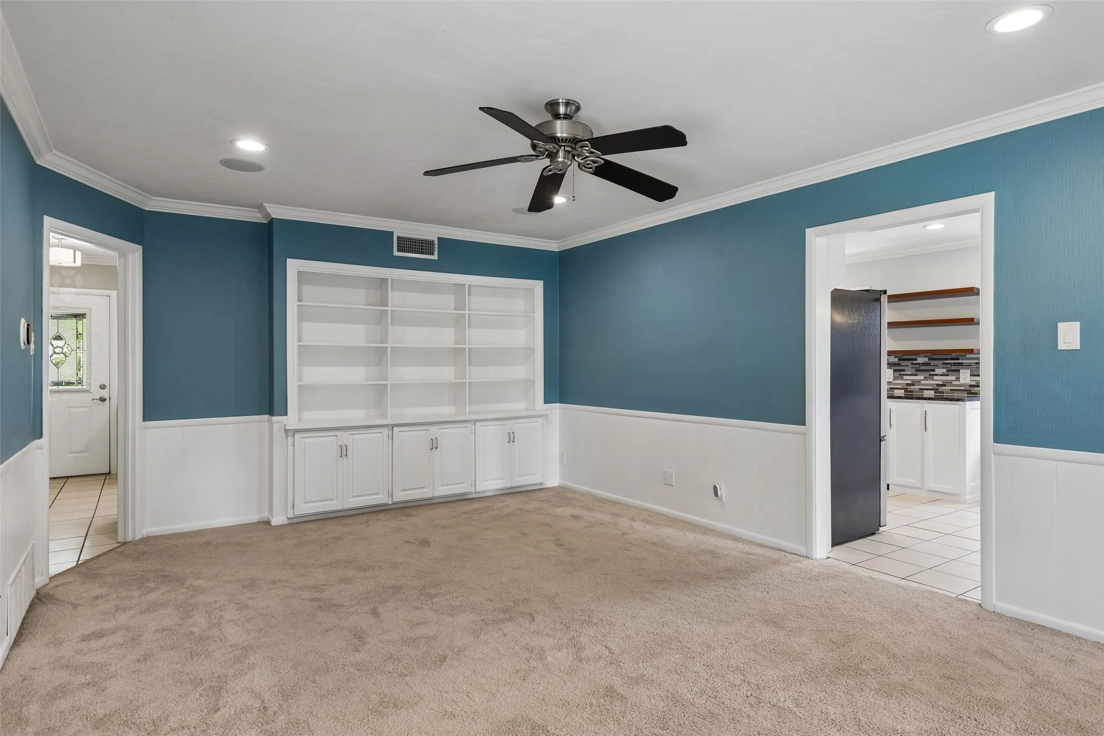 Single Family Residence For Sale in Dallas County , 703 S Weatherred Drive, Richardson, Texas 75080, 3 Bedroom, 2 Bathroom, 2 Garage spaces, 2,030 Sqft, built in 1957, mls#21322299, Real Estate Agent in Richardson, Homes For Sale in Dallas county, Homes For Sale in Richardson, Realtor in Richardson Texas, Real Estate Brokerage Independent Realty Texas, Luminita Cordes Realtor