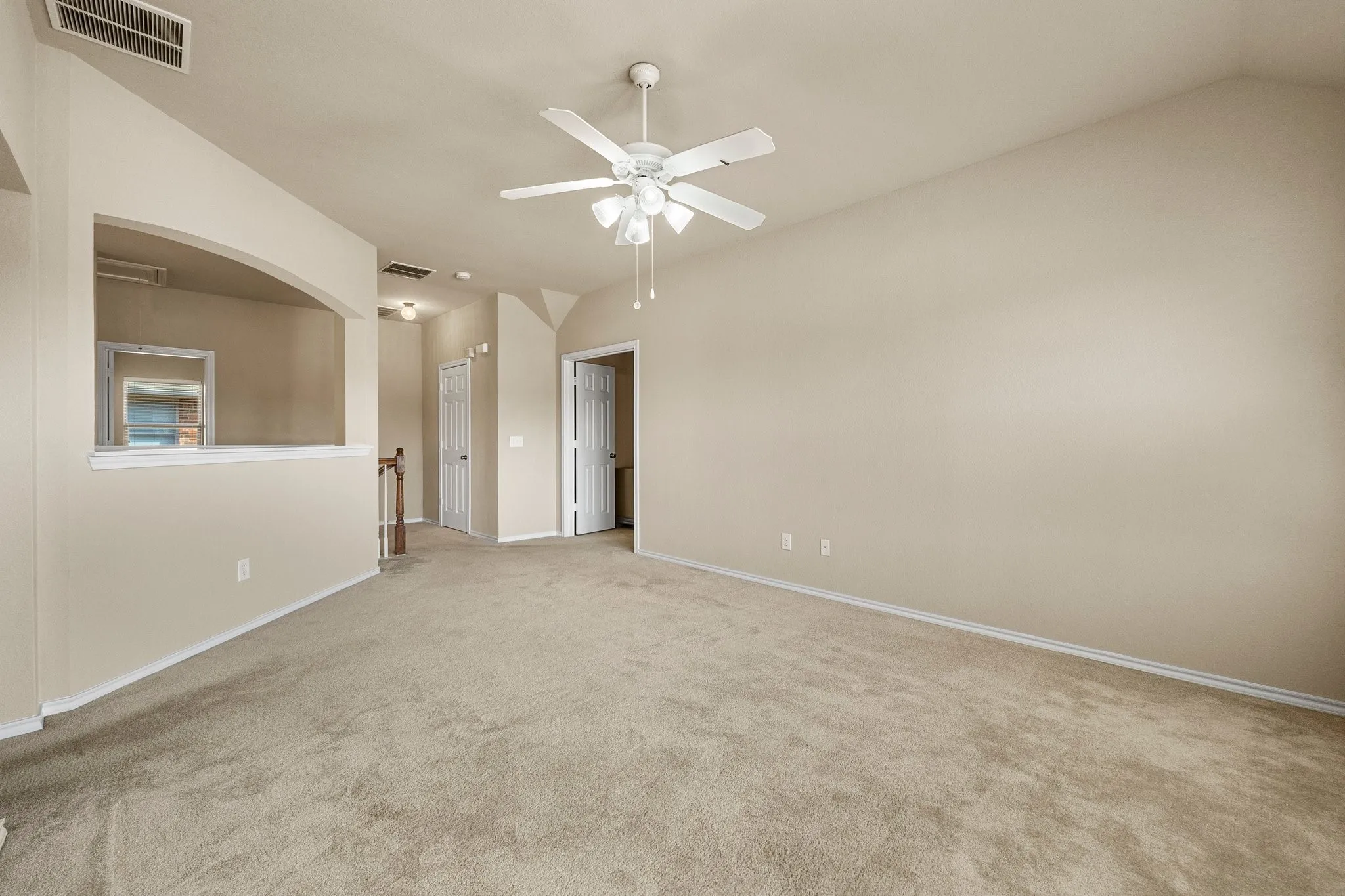 Single Family Residence For Sale in Denton County , 8492 Liverpool Lane, Frisco, Texas 75036, 4 Bedroom, 4 Bathroom, 2 Garage spaces, 3,263 Sqft, built in 2005, mls#21331727, Real Estate Agent in Frisco, Homes For Sale in Denton county, Homes For Sale in Frisco, Realtor in Frisco Texas, Real Estate Brokerage Independent Realty Texas, Luminita Cordes Realtor
