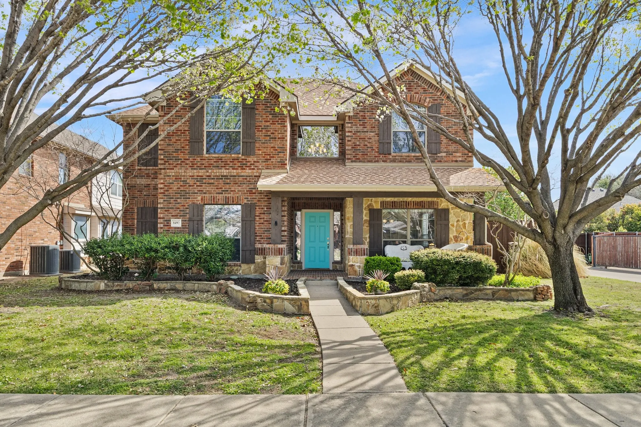 Single Family Residence For Sale in Denton County , 8492 Liverpool Lane, Frisco, Texas 75036, 4 Bedroom, 4 Bathroom, 2 Garage spaces, 3,263 Sqft, built in 2005, mls#21331727, Real Estate Agent in Frisco, Homes For Sale in Denton county, Homes For Sale in Frisco, Realtor in Frisco Texas, Real Estate Brokerage Independent Realty Texas, Luminita Cordes Realtor