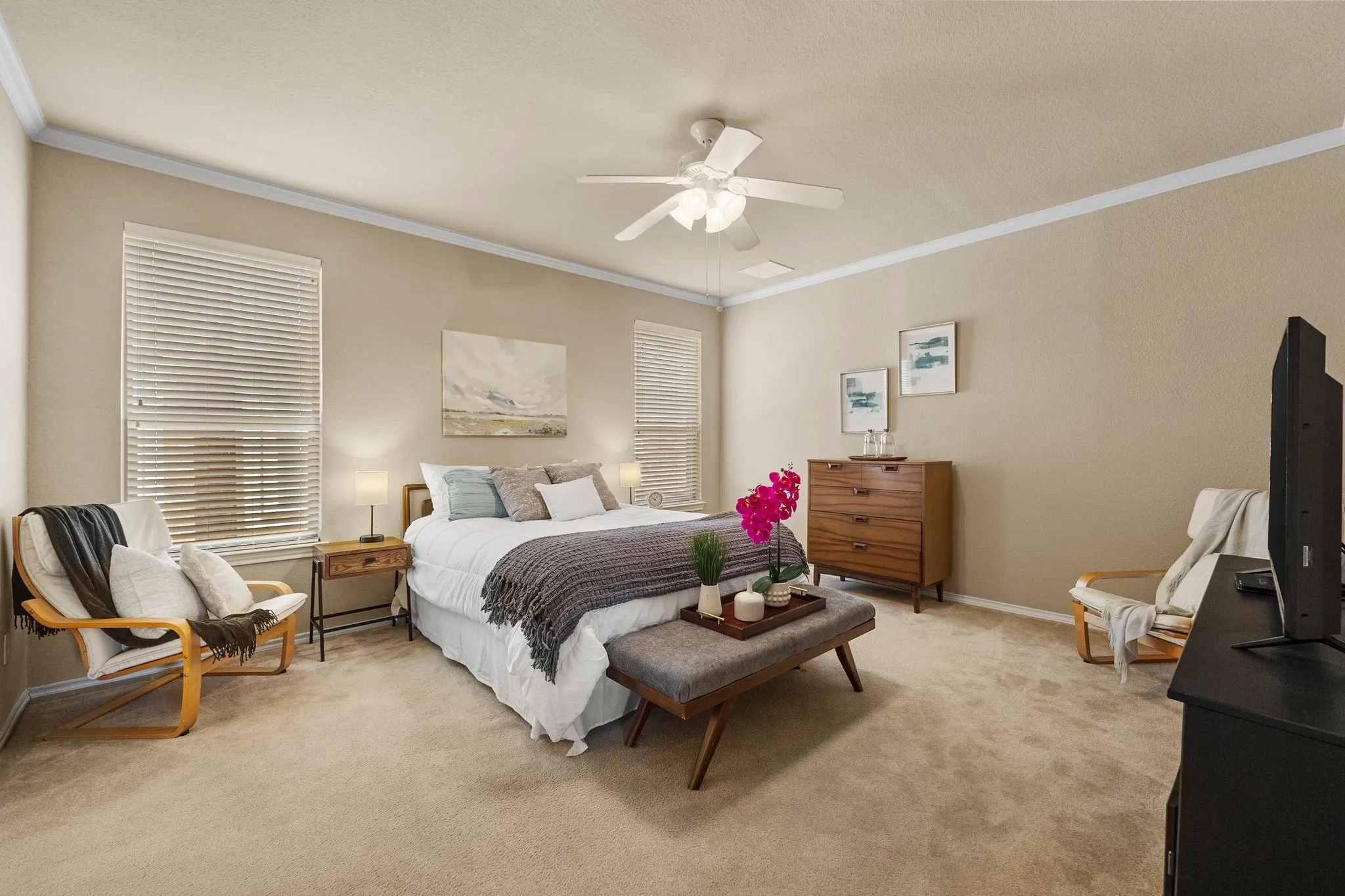 Single Family Residence For Sale in Denton County , 8492 Liverpool Lane, Frisco, Texas 75036, 4 Bedroom, 4 Bathroom, 2 Garage spaces, 3,263 Sqft, built in 2005, mls#21331727, Real Estate Agent in Frisco, Homes For Sale in Denton county, Homes For Sale in Frisco, Realtor in Frisco Texas, Real Estate Brokerage Independent Realty Texas, Luminita Cordes Realtor