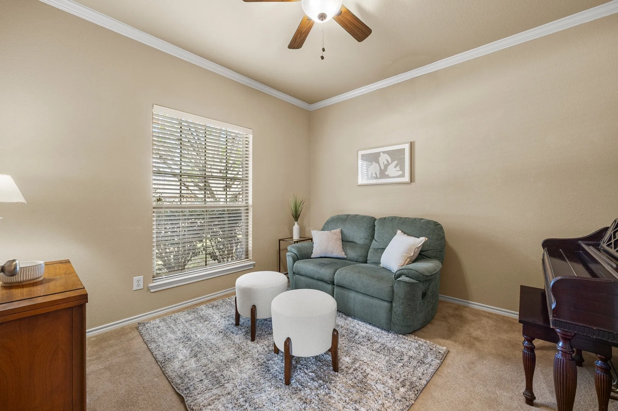 Single Family Residence For Sale in Denton County , 8492 Liverpool Lane, Frisco, Texas 75036, 4 Bedroom, 4 Bathroom, 2 Garage spaces, 3,263 Sqft, built in 2005, mls#21331727, Real Estate Agent in Frisco, Homes For Sale in Denton county, Homes For Sale in Frisco, Realtor in Frisco Texas, Real Estate Brokerage Independent Realty Texas, Luminita Cordes Realtor