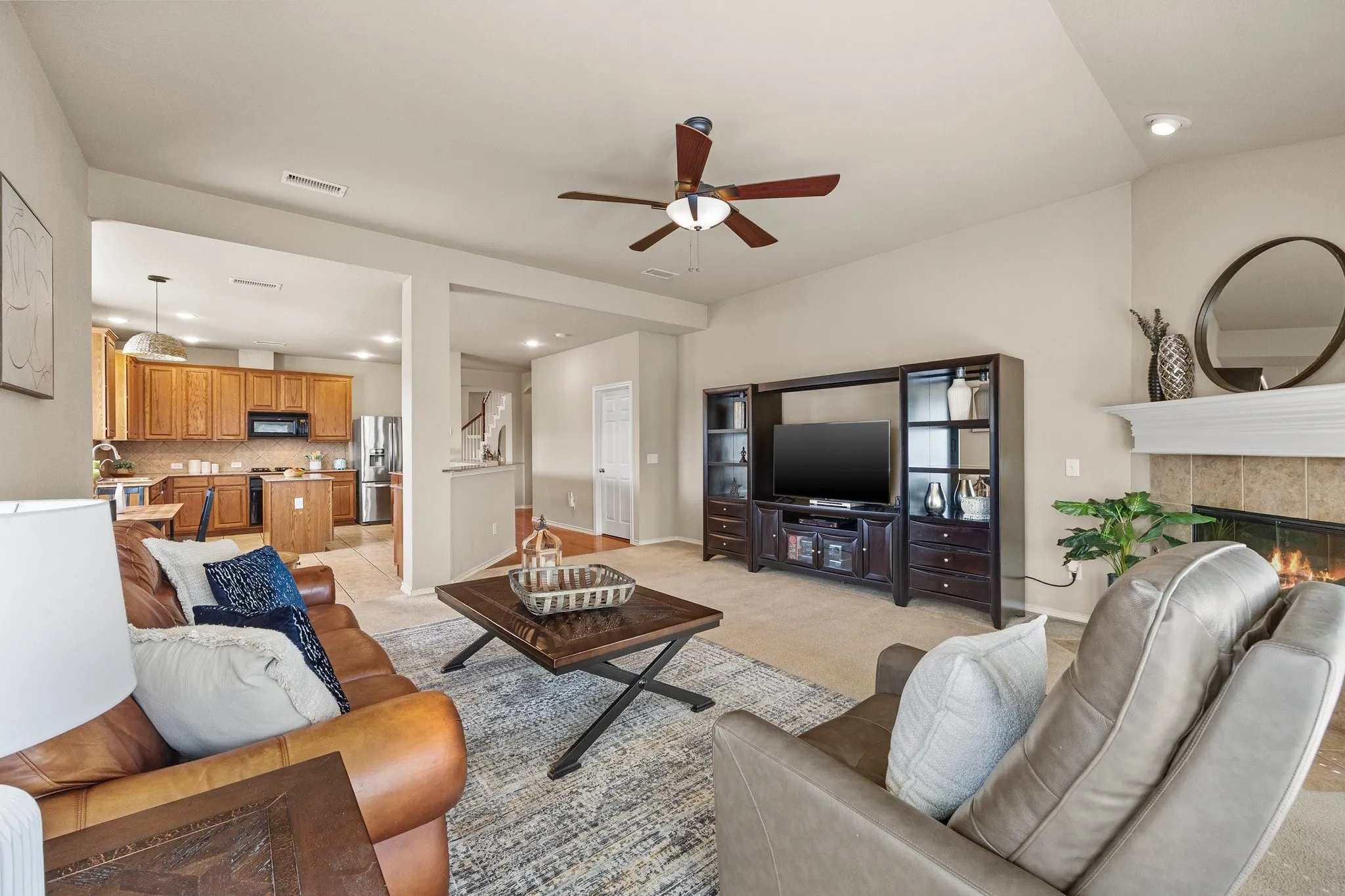 Single Family Residence For Sale in Denton County , 8492 Liverpool Lane, Frisco, Texas 75036, 4 Bedroom, 4 Bathroom, 2 Garage spaces, 3,263 Sqft, built in 2005, mls#21331727, Real Estate Agent in Frisco, Homes For Sale in Denton county, Homes For Sale in Frisco, Realtor in Frisco Texas, Real Estate Brokerage Independent Realty Texas, Luminita Cordes Realtor