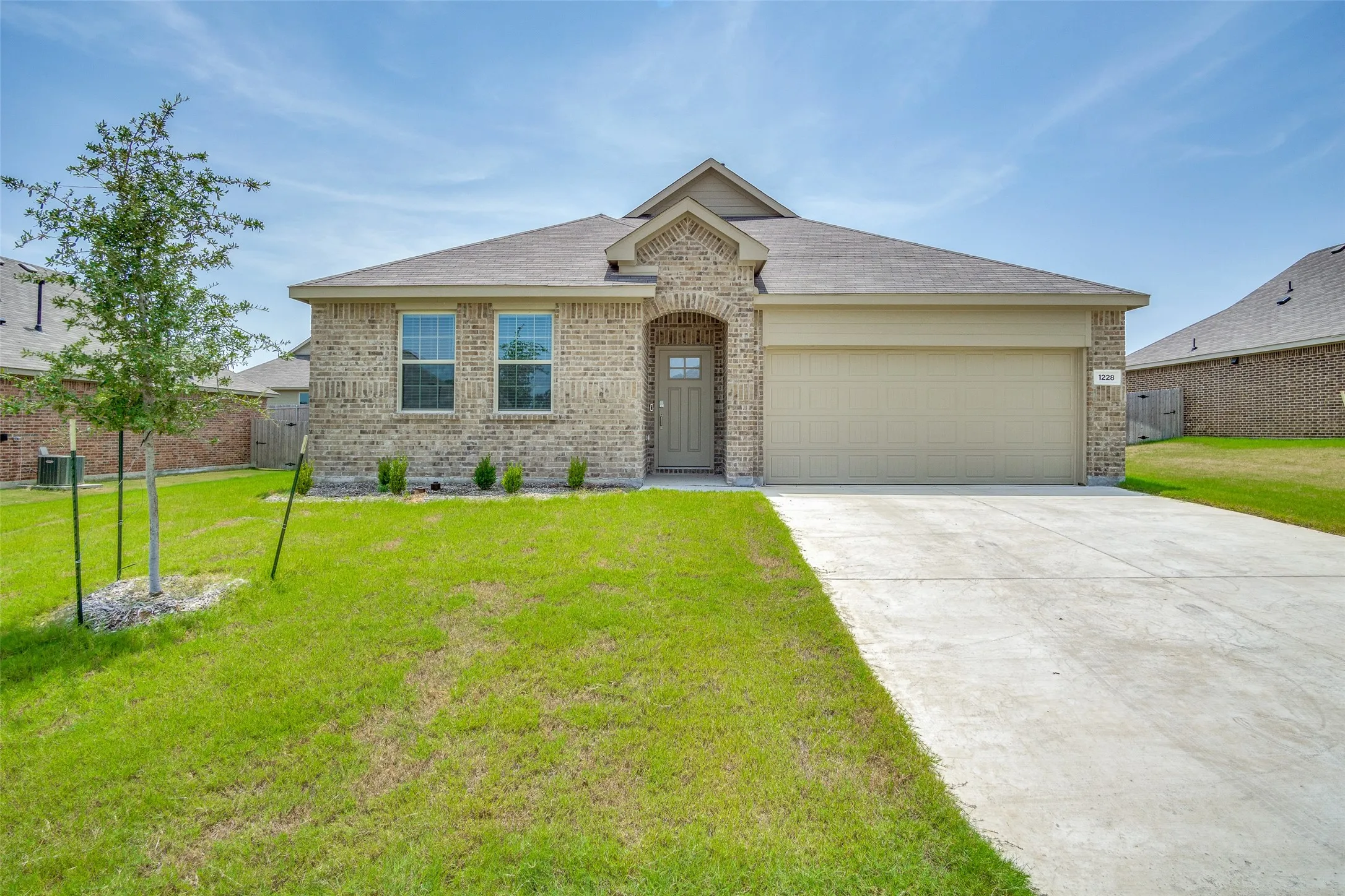 Single Family Residence For Rent in Tarrant County , 1228 Almond Road, Azle, Texas 76020, 4 Bedroom, 2 Bathroom, 2 Garage spaces, 1,996 Sqft, built in 2023, mls#21328391, Real Estate Agent in Azle, Homes For Rent in Tarrant county, Homes For Rent in Azle, Realtor in Azle Texas, Real Estate Brokerage Independent Realty Texas, Luminita Cordes Realtor