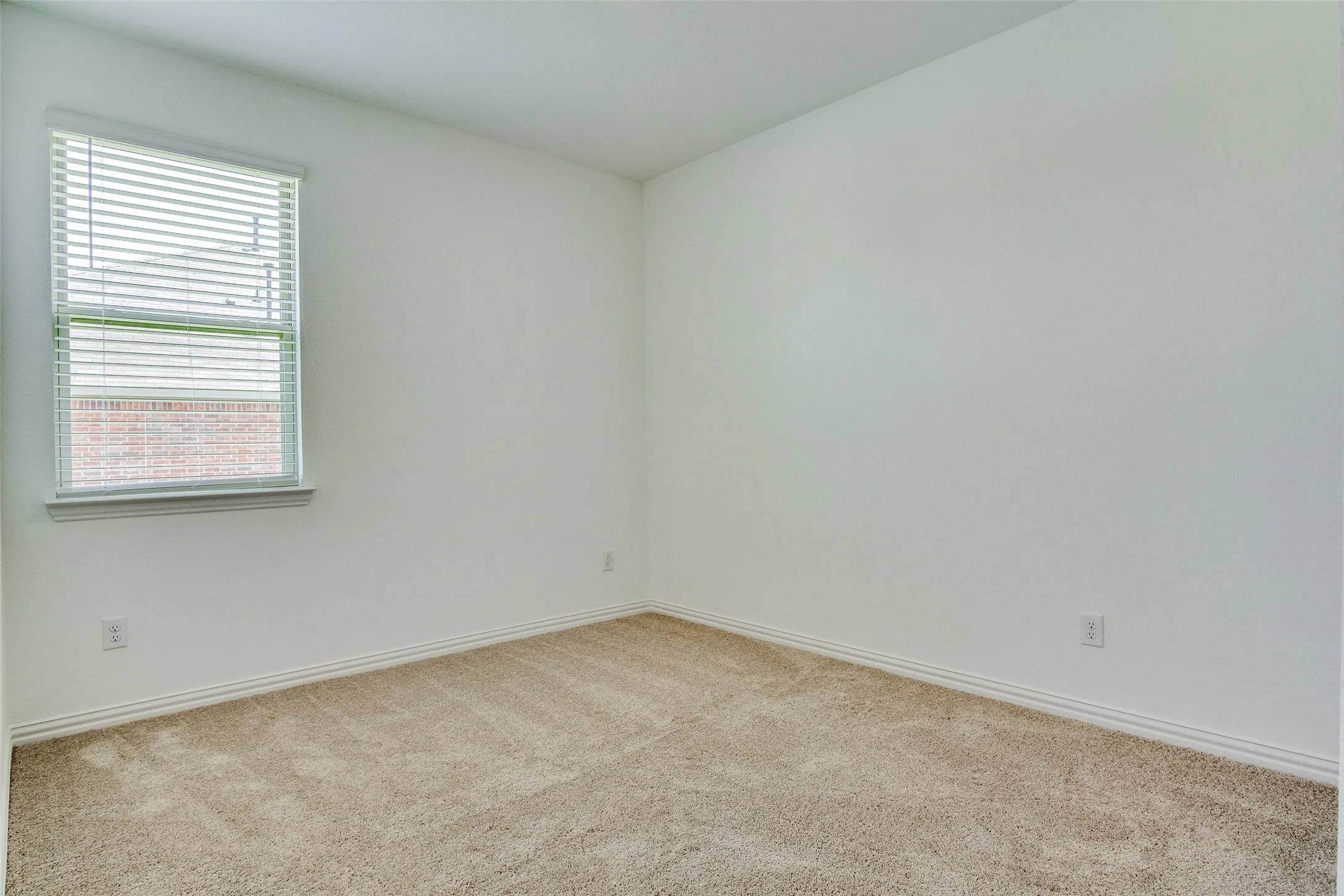 Single Family Residence For Rent in Tarrant County , 1228 Almond Road, Azle, Texas 76020, 4 Bedroom, 2 Bathroom, 2 Garage spaces, 1,996 Sqft, built in 2023, mls#21328391, Real Estate Agent in Azle, Homes For Rent in Tarrant county, Homes For Rent in Azle, Realtor in Azle Texas, Real Estate Brokerage Independent Realty Texas, Luminita Cordes Realtor