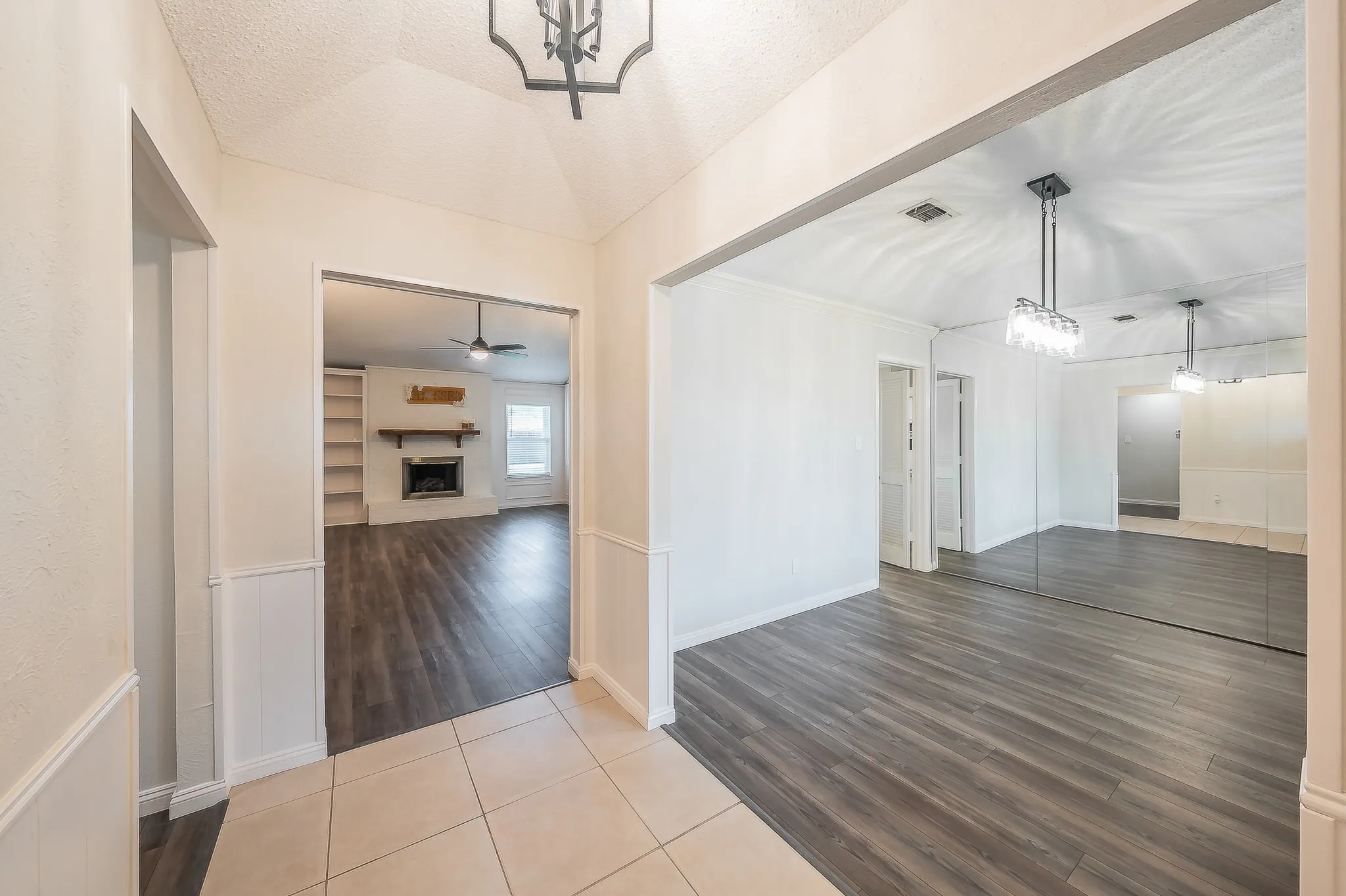 Entry: Bonus room on the right with updated fixtures.