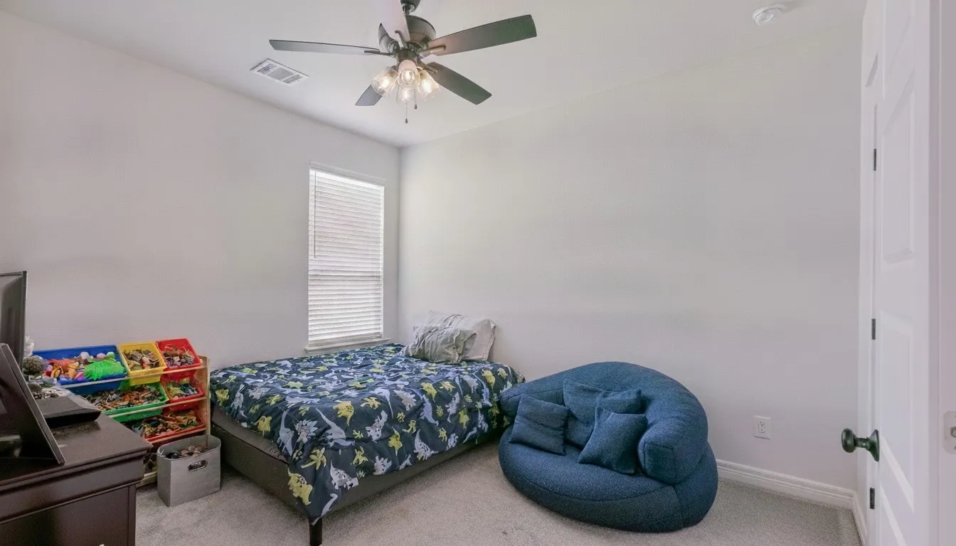 Bedroom 3 of 4