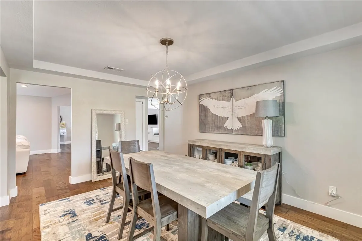 Single Family Residence For Sale in Denton County , 27 Crestwood Drive, Trophy Club, Texas 76262, 4 Bedroom, 3 Bathroom, 2 Garage spaces, 2,792 Sqft, built in 1982, mls#21331789, Real Estate Agent in Trophy Club, Homes For Sale in Denton county, Homes For Sale in Trophy Club, Realtor in Trophy Club Texas, Real Estate Brokerage Independent Realty Texas, Luminita Cordes Realtor