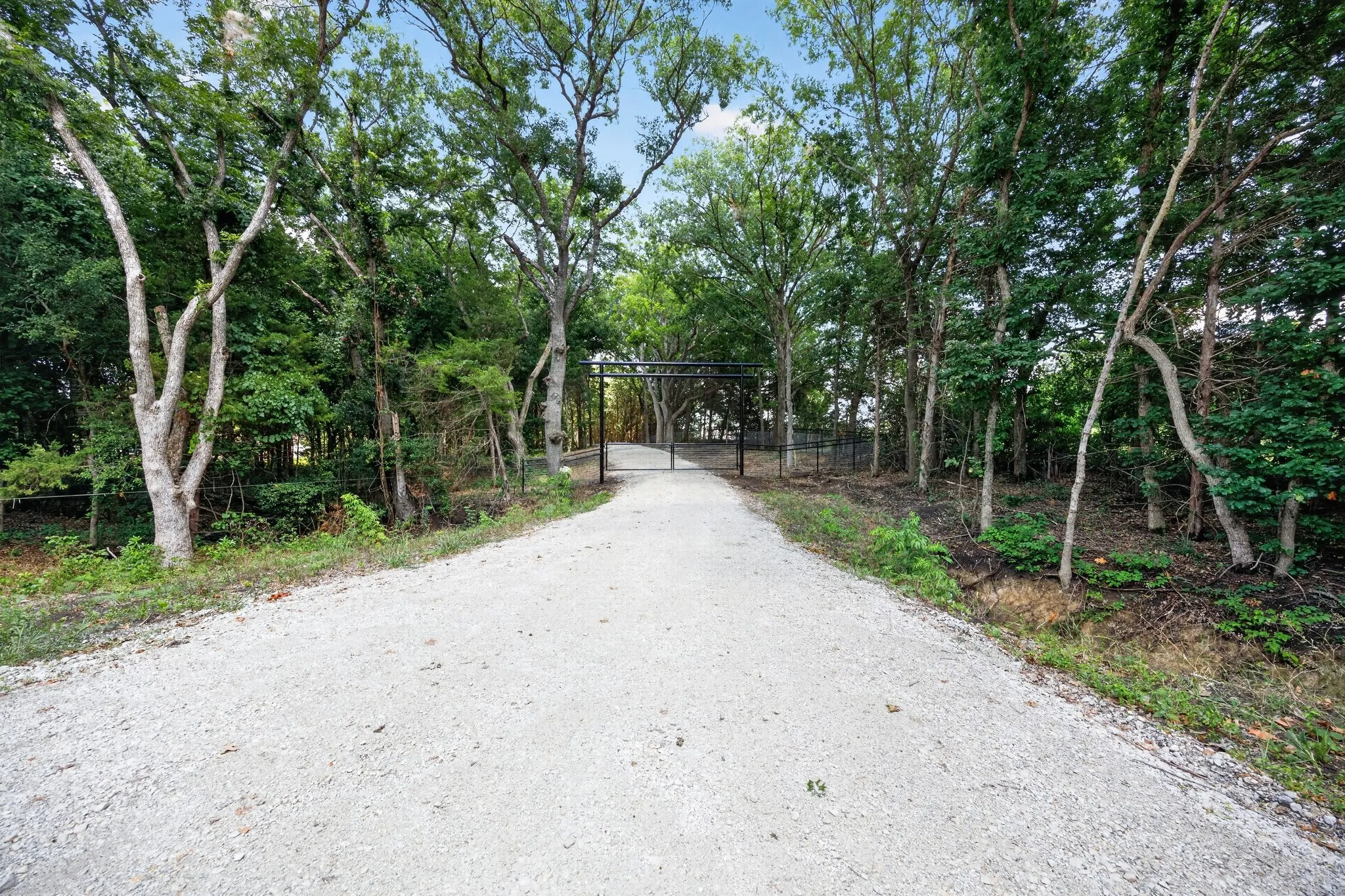 Unimproved Land For Sale in Grayson County , 0 Willy Vester Off Of Road, Van Alstyne, Texas 75495, 0, 0, Garage spaces, 0 Sqft, built in 0, Price $569,000, mls#21329018, Real Estate Agent in Van Alstyne, Homes For Sale in Grayson county, Homes For Sale in Van Alstyne, Realtor in Van Alstyne Texas, Real Estate Brokerage Independent Realty Texas, Luminita Cordes Realtor