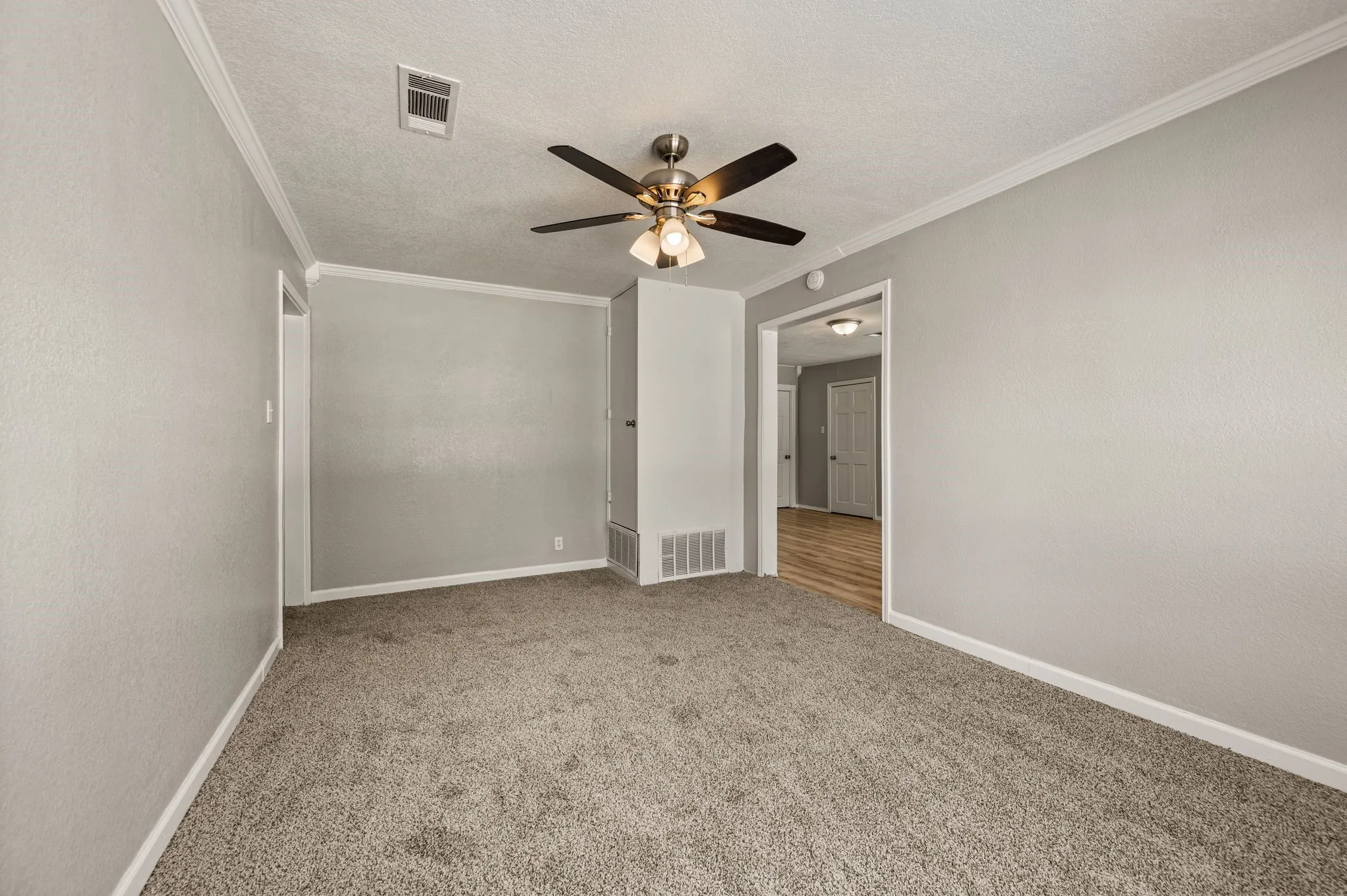 Flex room