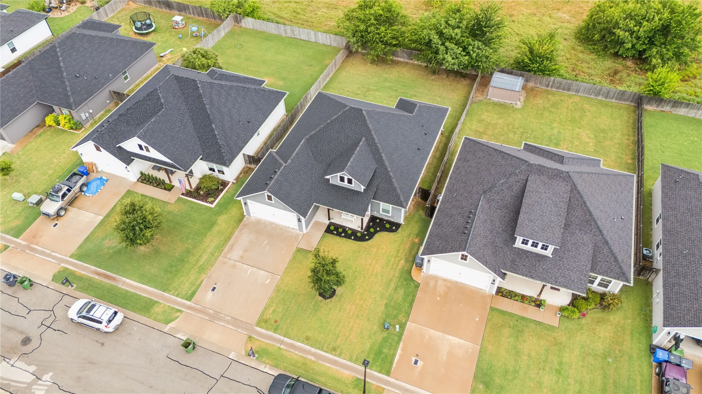 Single Family Residence For Sale in Mc Lennan County , 132 Swan Lake, Waco, Texas 76708, 3 Bedroom, 2 Bathroom, 2 Garage spaces, 1,705 Sqft, built in 2020, mls#21329446, Real Estate Agent in Waco, Homes For Sale in Mc Lennan county, Homes For Sale in Waco, Realtor in Waco Texas, Real Estate Brokerage Independent Realty Texas, Luminita Cordes Realtor