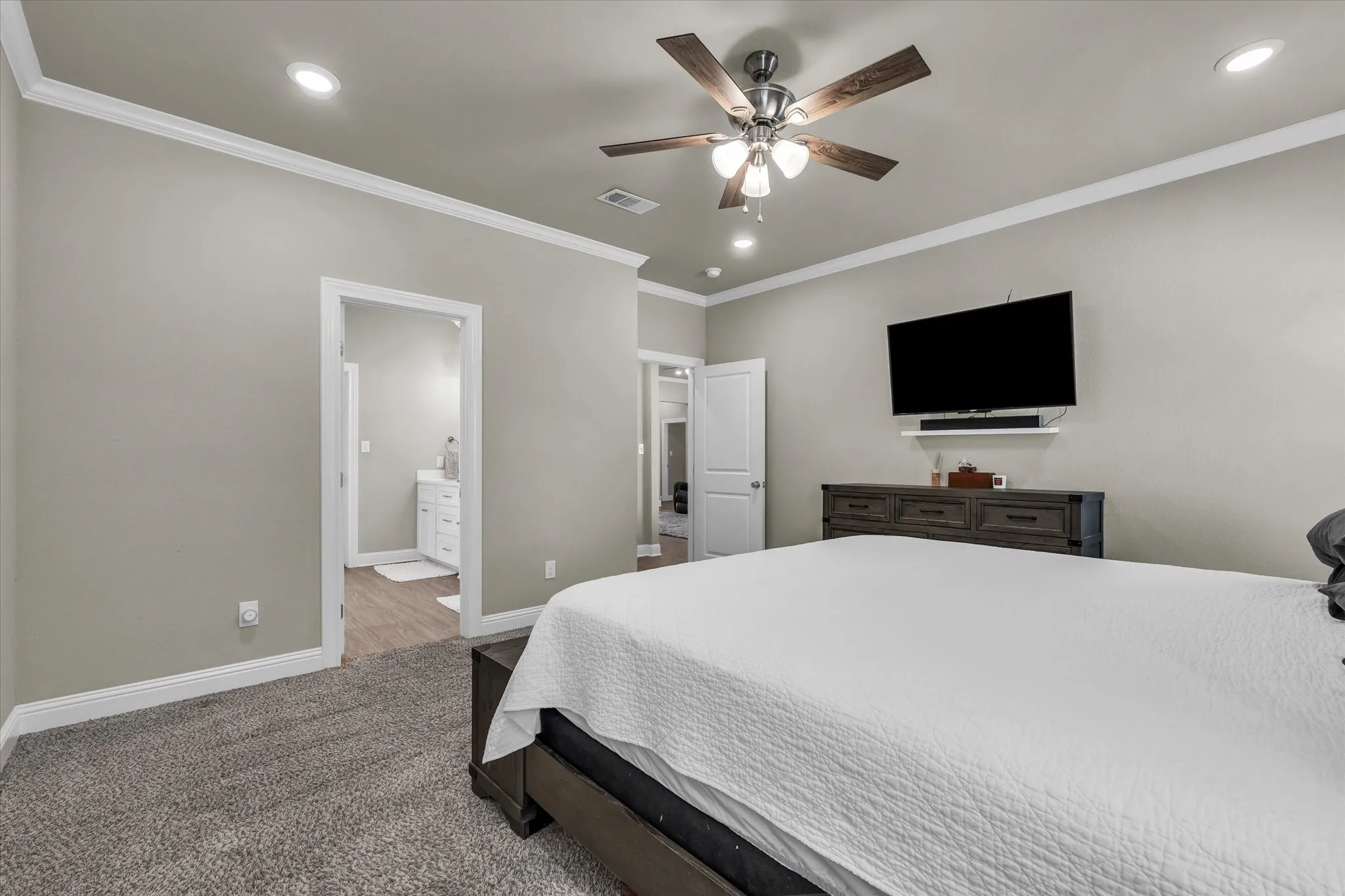 Single Family Residence For Sale in Mc Lennan County , 132 Swan Lake, Waco, Texas 76708, 3 Bedroom, 2 Bathroom, 2 Garage spaces, 1,705 Sqft, built in 2020, mls#21329446, Real Estate Agent in Waco, Homes For Sale in Mc Lennan county, Homes For Sale in Waco, Realtor in Waco Texas, Real Estate Brokerage Independent Realty Texas, Luminita Cordes Realtor