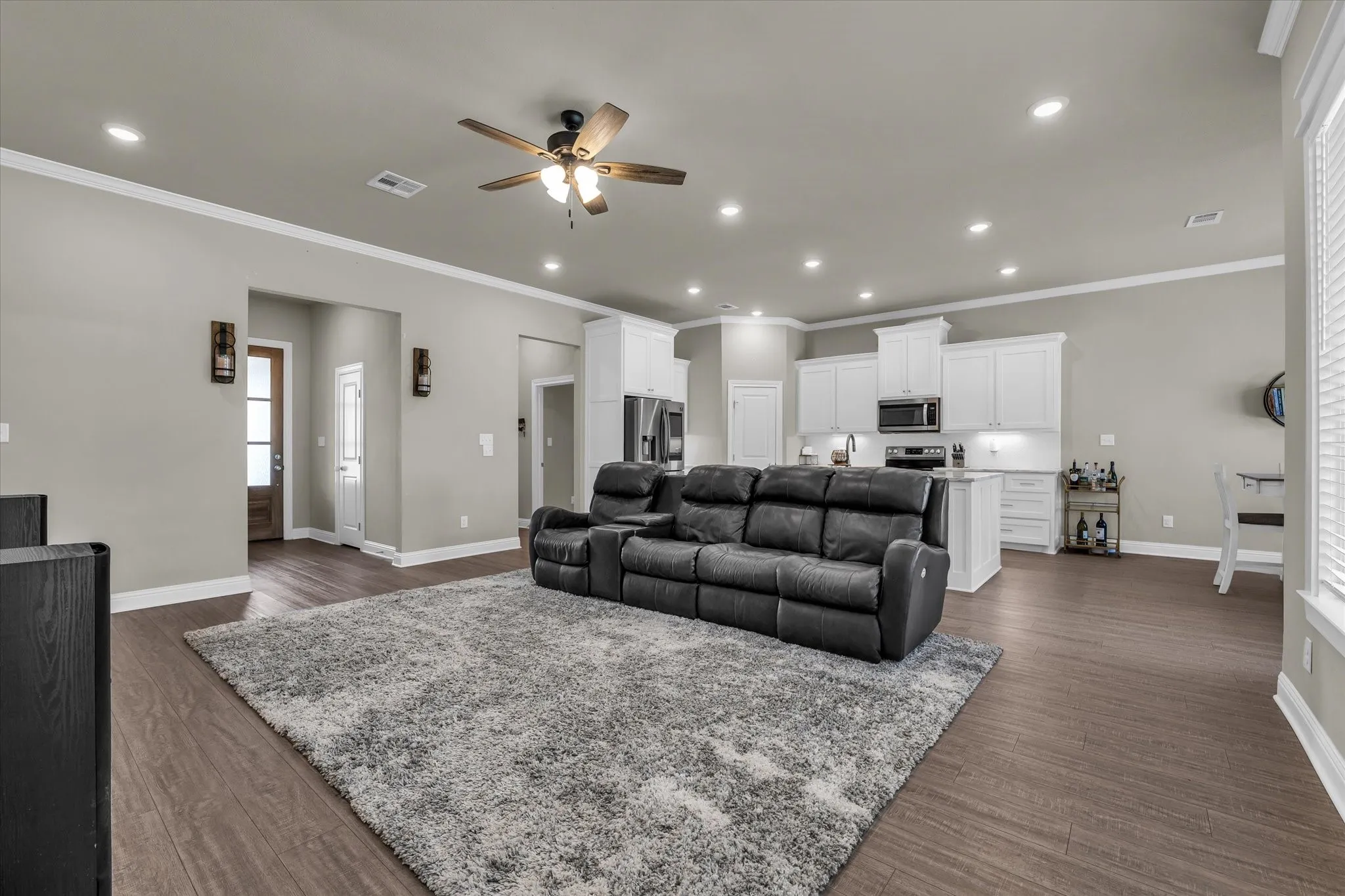 Single Family Residence For Sale in Mc Lennan County , 132 Swan Lake, Waco, Texas 76708, 3 Bedroom, 2 Bathroom, 2 Garage spaces, 1,705 Sqft, built in 2020, mls#21329446, Real Estate Agent in Waco, Homes For Sale in Mc Lennan county, Homes For Sale in Waco, Realtor in Waco Texas, Real Estate Brokerage Independent Realty Texas, Luminita Cordes Realtor