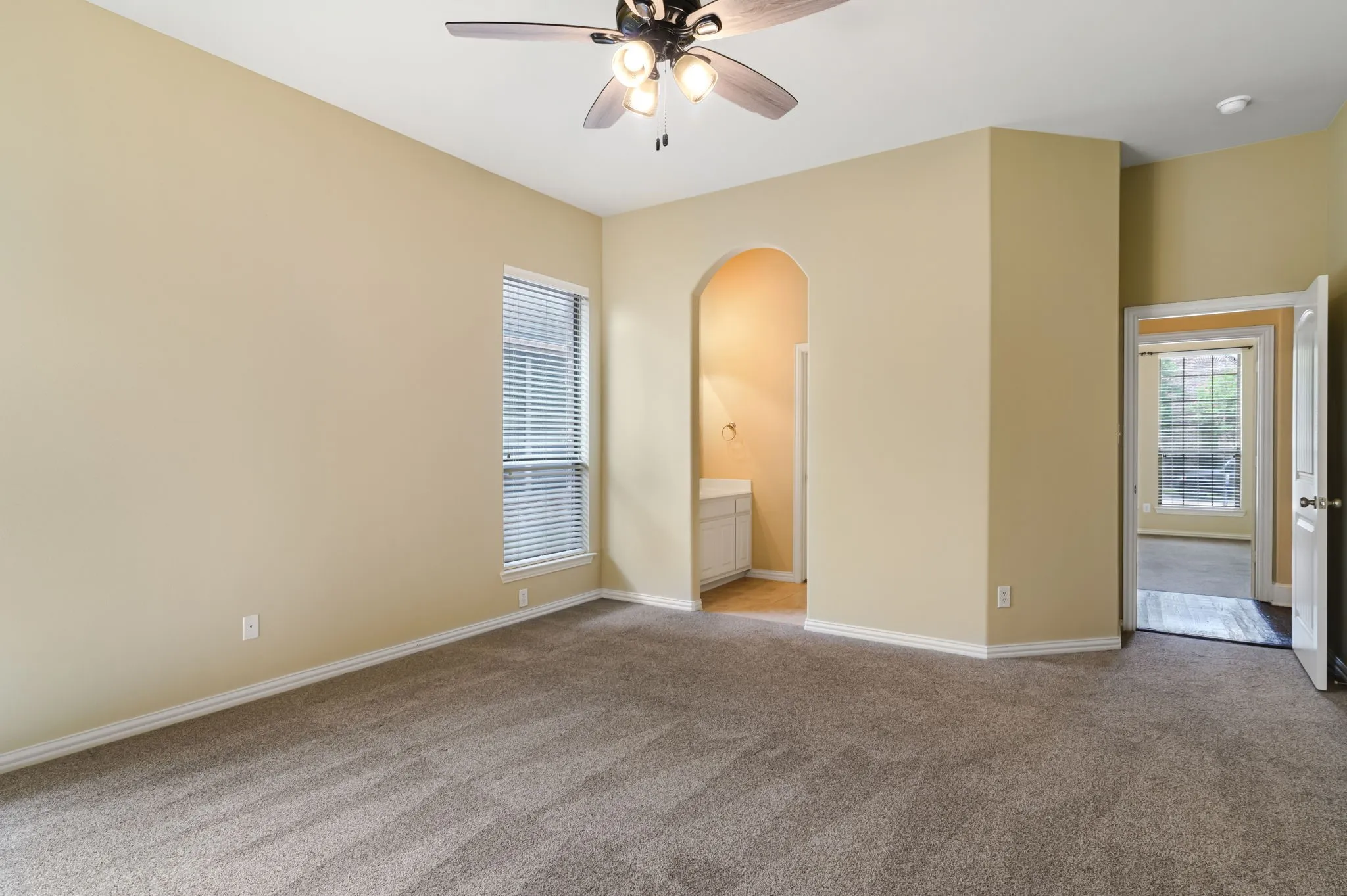 Single Family Residence For Sale in Collin County , 5509 Bentrose Drive, Mc Kinney, Texas 75070, 4 Bedroom, 4 Bathroom, 3 Garage spaces, 3,787 Sqft, built in 2006, mls#21324548, Real Estate Agent in Mc Kinney, Homes For Sale in Collin county, Homes For Sale in Mc Kinney, Realtor in Mc Kinney Texas, Real Estate Brokerage Independent Realty Texas, Luminita Cordes Realtor