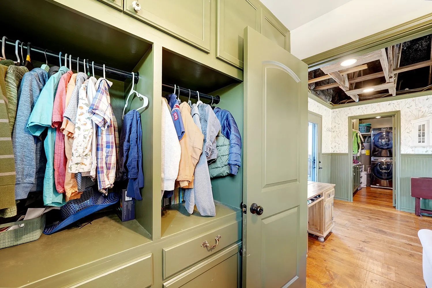 Custom Built in closet for second bedroom