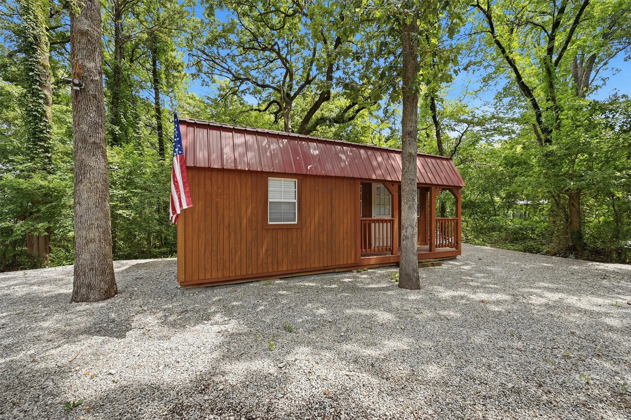 Single Family Residence For Sale in Grayson County , 41 Missouri Avenue, Pottsboro, Texas 75076, 3 Bedroom, 2 Bathroom, 2 Garage spaces, 1,655 Sqft, built in 2004, mls#21331822, Real Estate Agent in Pottsboro, Homes For Sale in Grayson county, Homes For Sale in Pottsboro, Realtor in Pottsboro Texas, Real Estate Brokerage Independent Realty Texas, Luminita Cordes Realtor