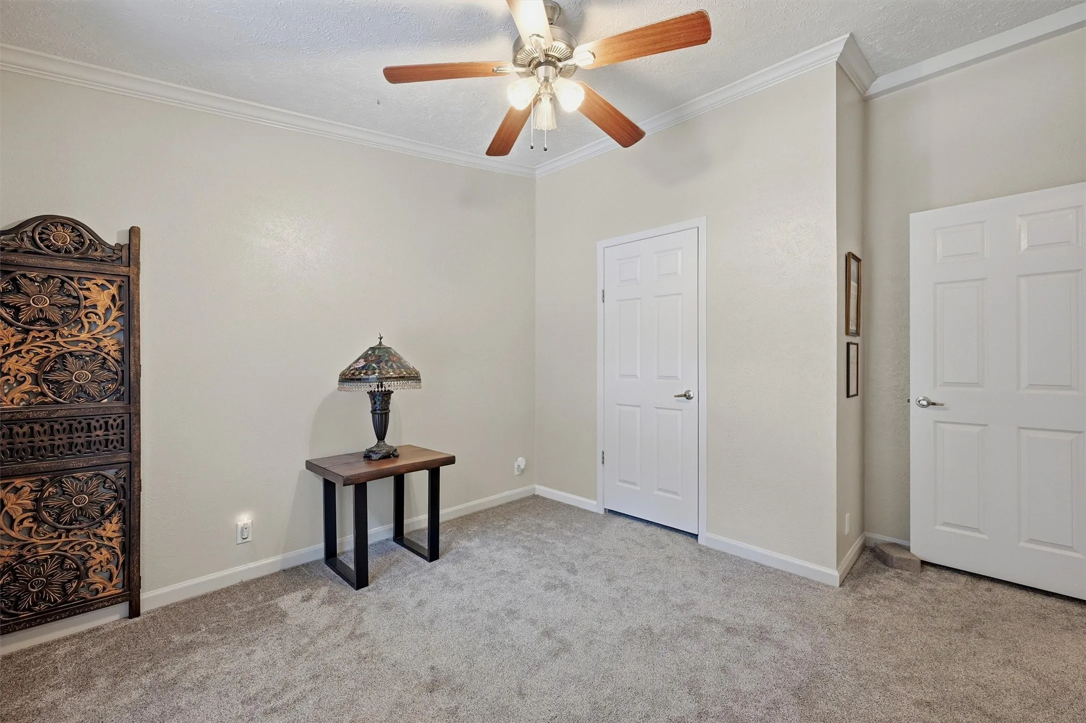 Single Family Residence For Sale in Grayson County , 41 Missouri Avenue, Pottsboro, Texas 75076, 3 Bedroom, 2 Bathroom, 2 Garage spaces, 1,655 Sqft, built in 2004, mls#21331822, Real Estate Agent in Pottsboro, Homes For Sale in Grayson county, Homes For Sale in Pottsboro, Realtor in Pottsboro Texas, Real Estate Brokerage Independent Realty Texas, Luminita Cordes Realtor