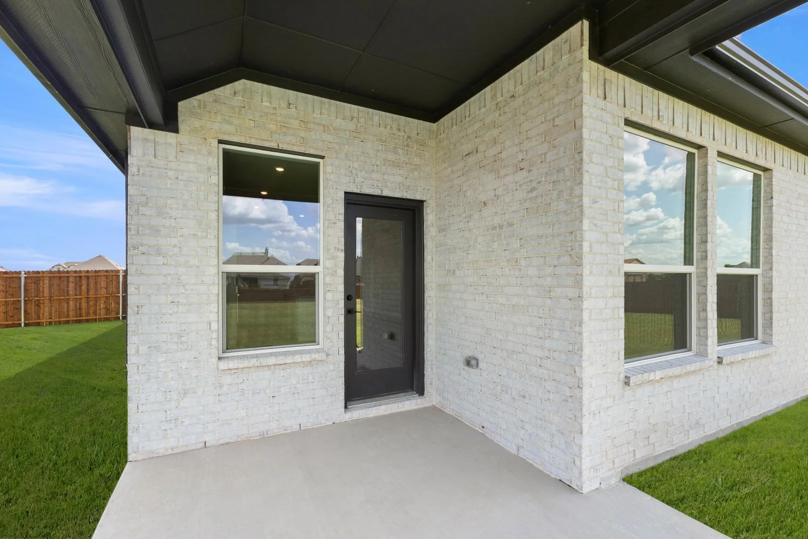 Single Family Residence For Sale in Johnson County , 116 Prairie Wolf Court, Godley, Texas 76044, 3 Bedroom, 2 Bathroom, 2 Garage spaces, 1,866 Sqft, built in 2026, mls#21331737, Real Estate Agent in Godley, Homes For Sale in Johnson county, Homes For Sale in Godley, Realtor in Godley Texas, Real Estate Brokerage Independent Realty Texas, Luminita Cordes Realtor