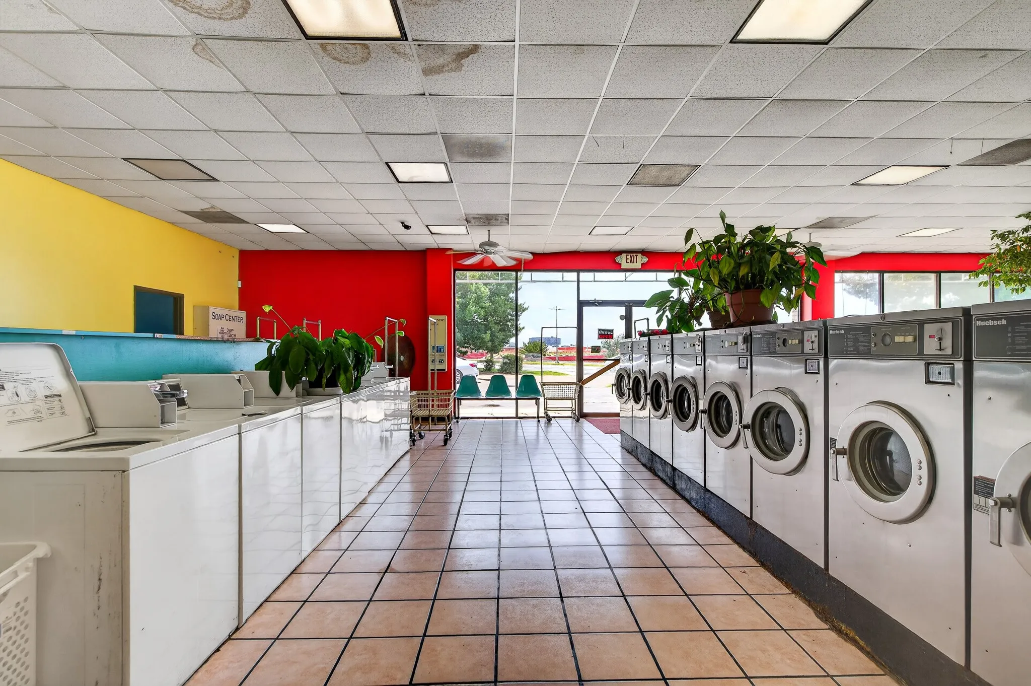 Retail For Sale in Dallas County , 6648 Lemmon Avenue, Dallas, Texas 75209, 0, 0, Garage spaces, 0 Sqft, built in 2000, mls#21327708, Real Estate Agent in Dallas, Homes For Sale in Dallas county, Homes For Sale in Dallas, Realtor in Dallas Texas, Real Estate Brokerage Independent Realty Texas, Luminita Cordes Realtor