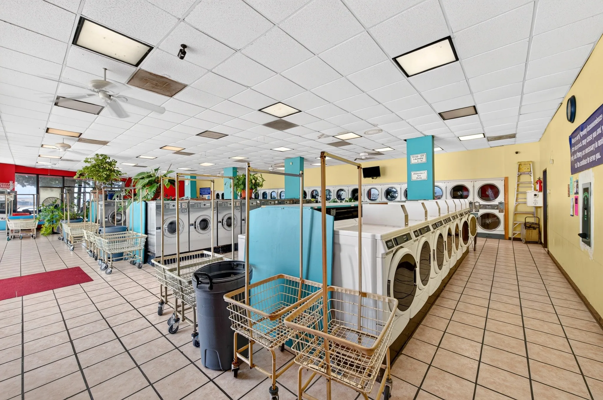 Retail For Sale in Dallas County , 6648 Lemmon Avenue, Dallas, Texas 75209, 0, 0, Garage spaces, 0 Sqft, built in 2000, mls#21327708, Real Estate Agent in Dallas, Homes For Sale in Dallas county, Homes For Sale in Dallas, Realtor in Dallas Texas, Real Estate Brokerage Independent Realty Texas, Luminita Cordes Realtor