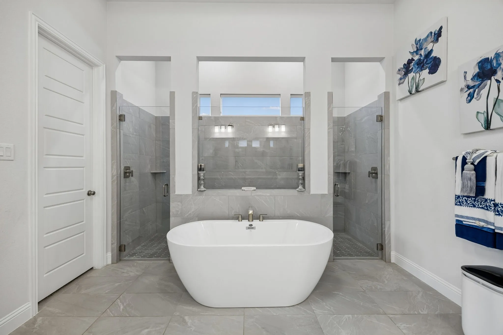 Single Family Residence For Sale in Tarrant County , 1903 Green Jasper Place, Arlington, Texas 76005, 4 Bedroom, 5 Bathroom, 3 Garage spaces, 4,436 Sqft, built in 2022, Price $1,212,000, mls#21330029, Real Estate Agent in Arlington, Homes For Sale in Tarrant county, Homes For Sale in Arlington, Realtor in Arlington Texas, Real Estate Brokerage Independent Realty Texas, Luminita Cordes Realtor