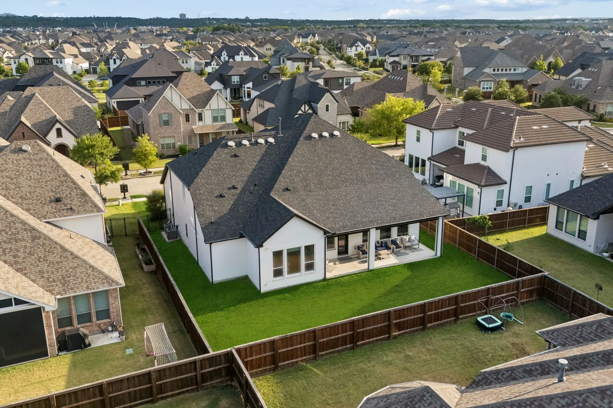 Single Family Residence For Sale in Tarrant County , 1903 Green Jasper Place, Arlington, Texas 76005, 4 Bedroom, 5 Bathroom, 3 Garage spaces, 4,436 Sqft, built in 2022, Price $1,212,000, mls#21330029, Real Estate Agent in Arlington, Homes For Sale in Tarrant county, Homes For Sale in Arlington, Realtor in Arlington Texas, Real Estate Brokerage Independent Realty Texas, Luminita Cordes Realtor
