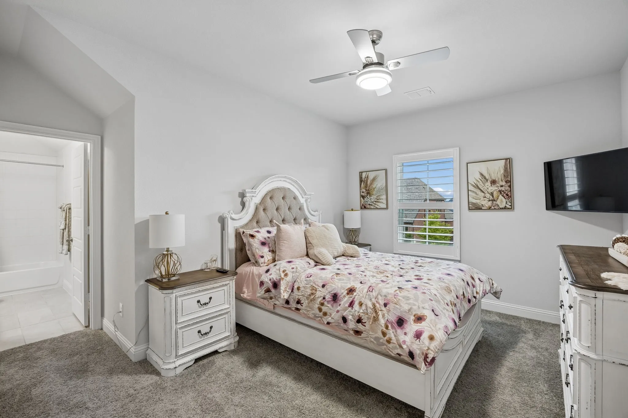 Single Family Residence For Sale in Tarrant County , 1903 Green Jasper Place, Arlington, Texas 76005, 4 Bedroom, 5 Bathroom, 3 Garage spaces, 4,436 Sqft, built in 2022, Price $1,212,000, mls#21330029, Real Estate Agent in Arlington, Homes For Sale in Tarrant county, Homes For Sale in Arlington, Realtor in Arlington Texas, Real Estate Brokerage Independent Realty Texas, Luminita Cordes Realtor