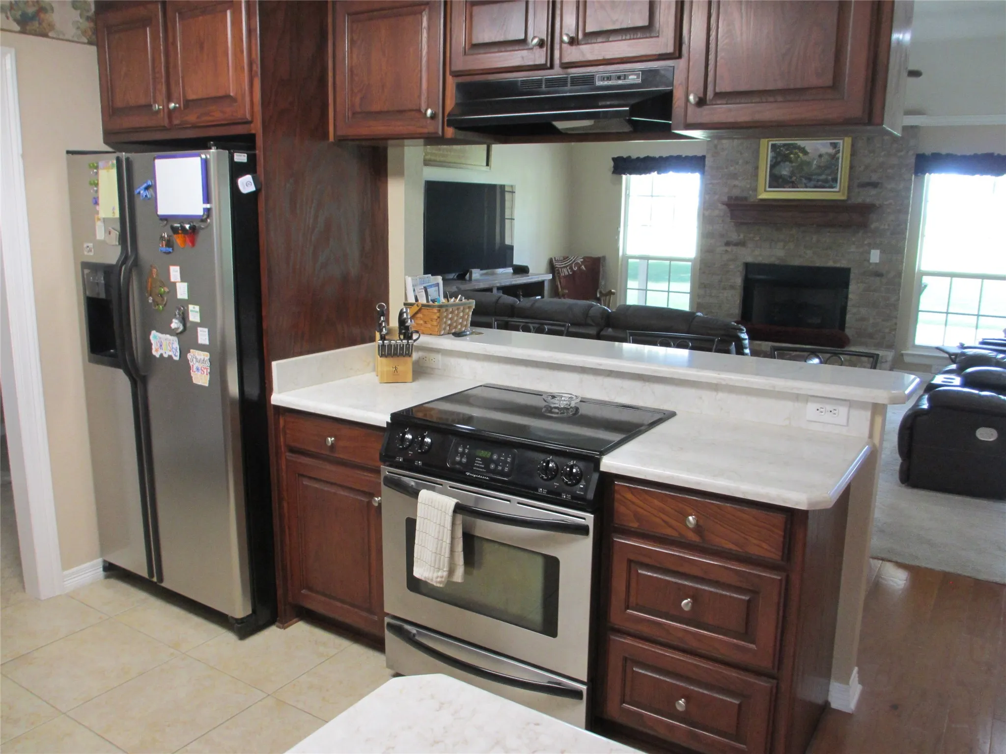 Stainless steel refrigerator and electric range