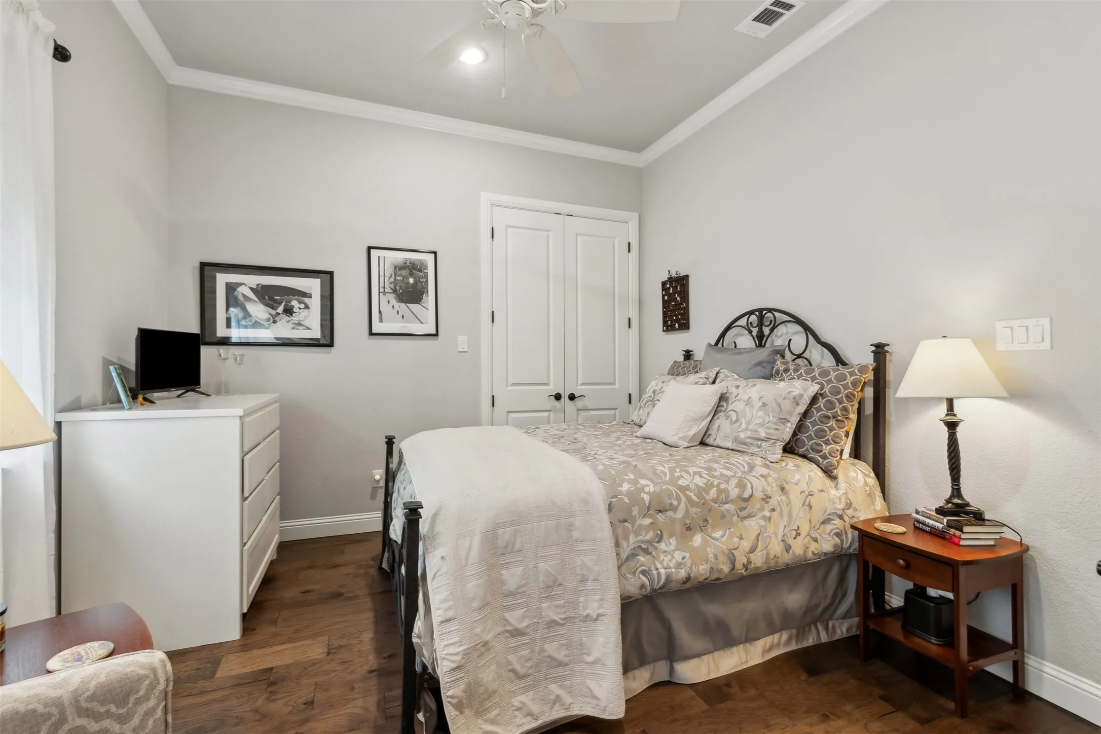 Single Family Residence For Sale in Somervell County , 148 Valley View, Glen Rose, Texas 76043, 3 Bedroom, 4 Bathroom, 2 Garage spaces, 2,327 Sqft, built in 2021, mls#21331864, Real Estate Agent in Glen Rose, Homes For Sale in Somervell county, Homes For Sale in Glen Rose, Realtor in Glen Rose Texas, Real Estate Brokerage Independent Realty Texas, Luminita Cordes Realtor