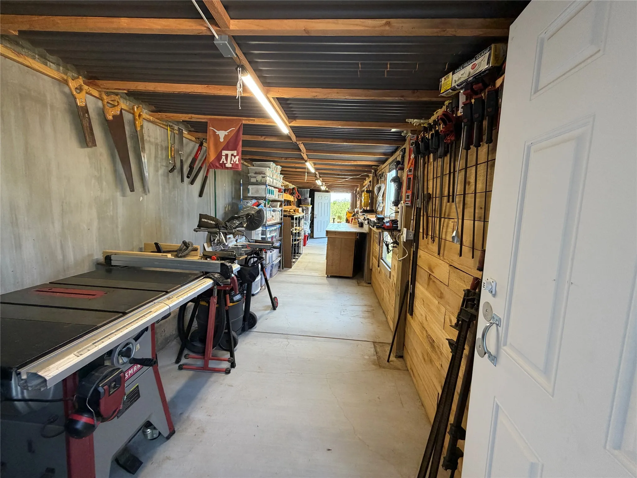 workshop area with electrcity