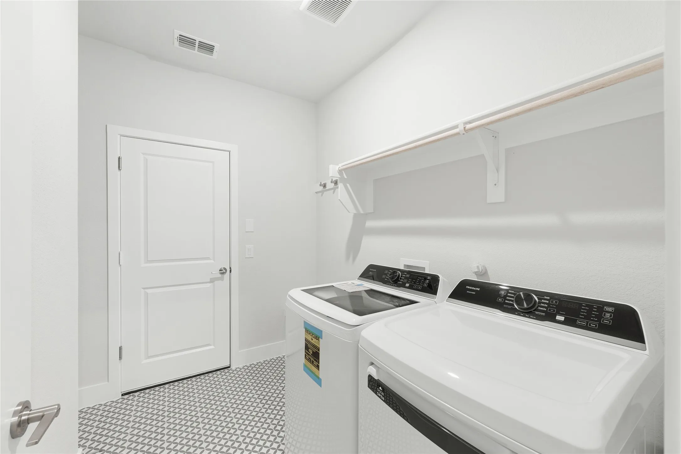 Single Family Residence For Sale in Ellis County , 4017 Foot Hills Drive, Midlothian, Texas 76065, 5 Bedroom, 4 Bathroom, 2 Garage spaces, 3,487 Sqft, built in 2026, mls#21331423, Real Estate Agent in Midlothian, Homes For Sale in Ellis county, Homes For Sale in Midlothian, Realtor in Midlothian Texas, Real Estate Brokerage Independent Realty Texas, Luminita Cordes Realtor
